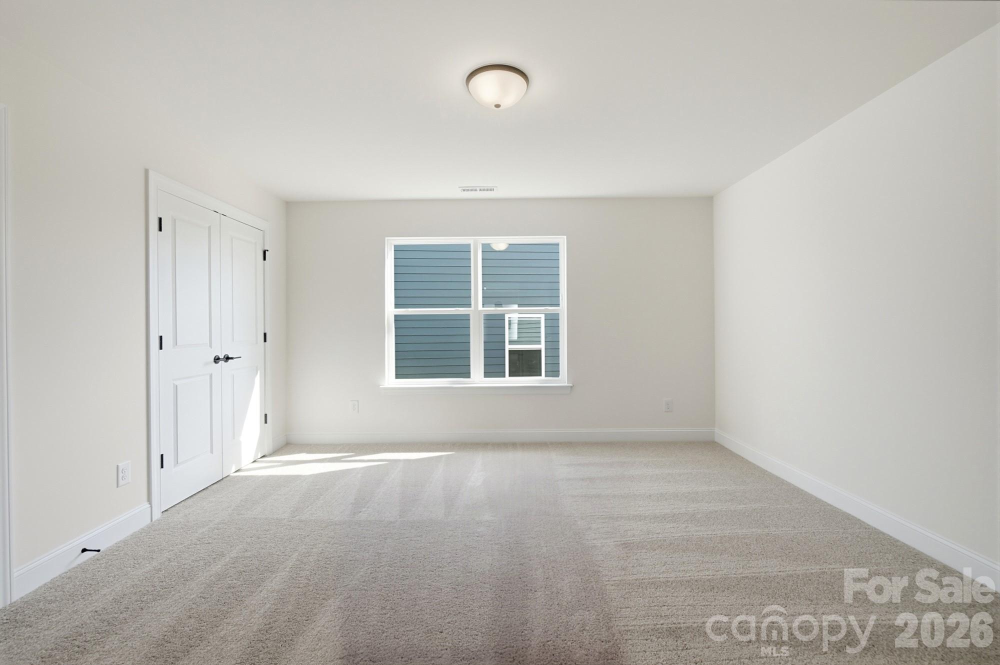 Upper-level bedroom - 8414 Acadia Parkway, Sherrills Ford