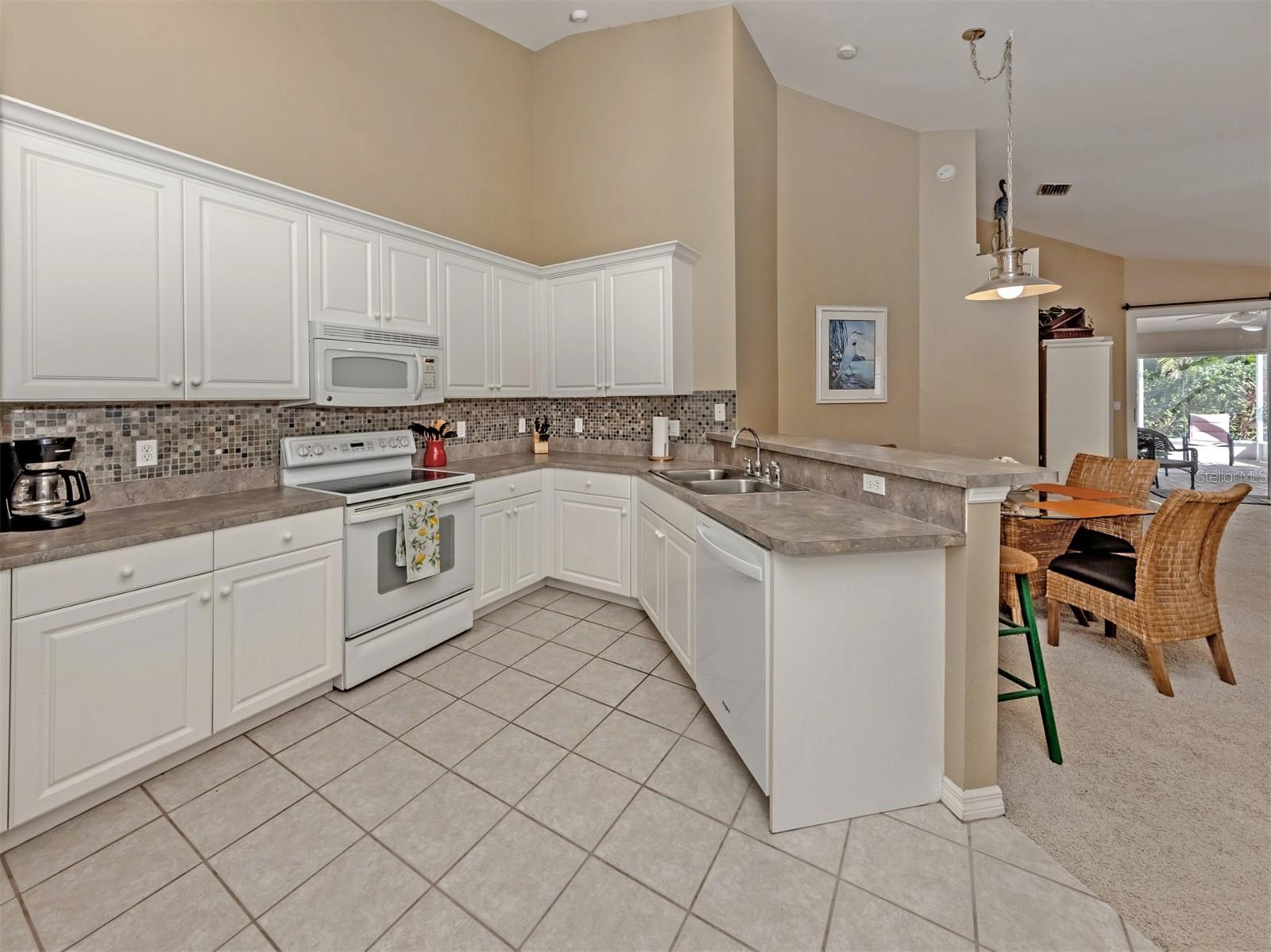 Villa at 4162 FAIRWAY CT, NORTH PORT, photo 14 of 74