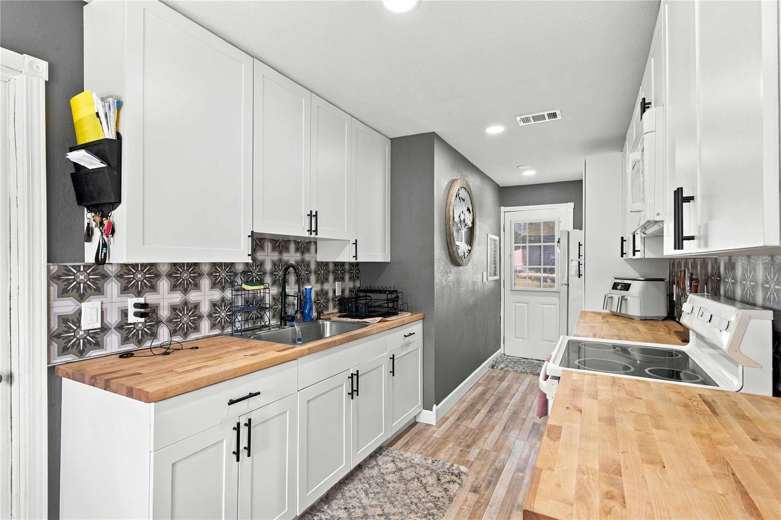 Single Family Residence at 21485 SW RAINTREE ST, DUNNELLON, photo 12 of 55