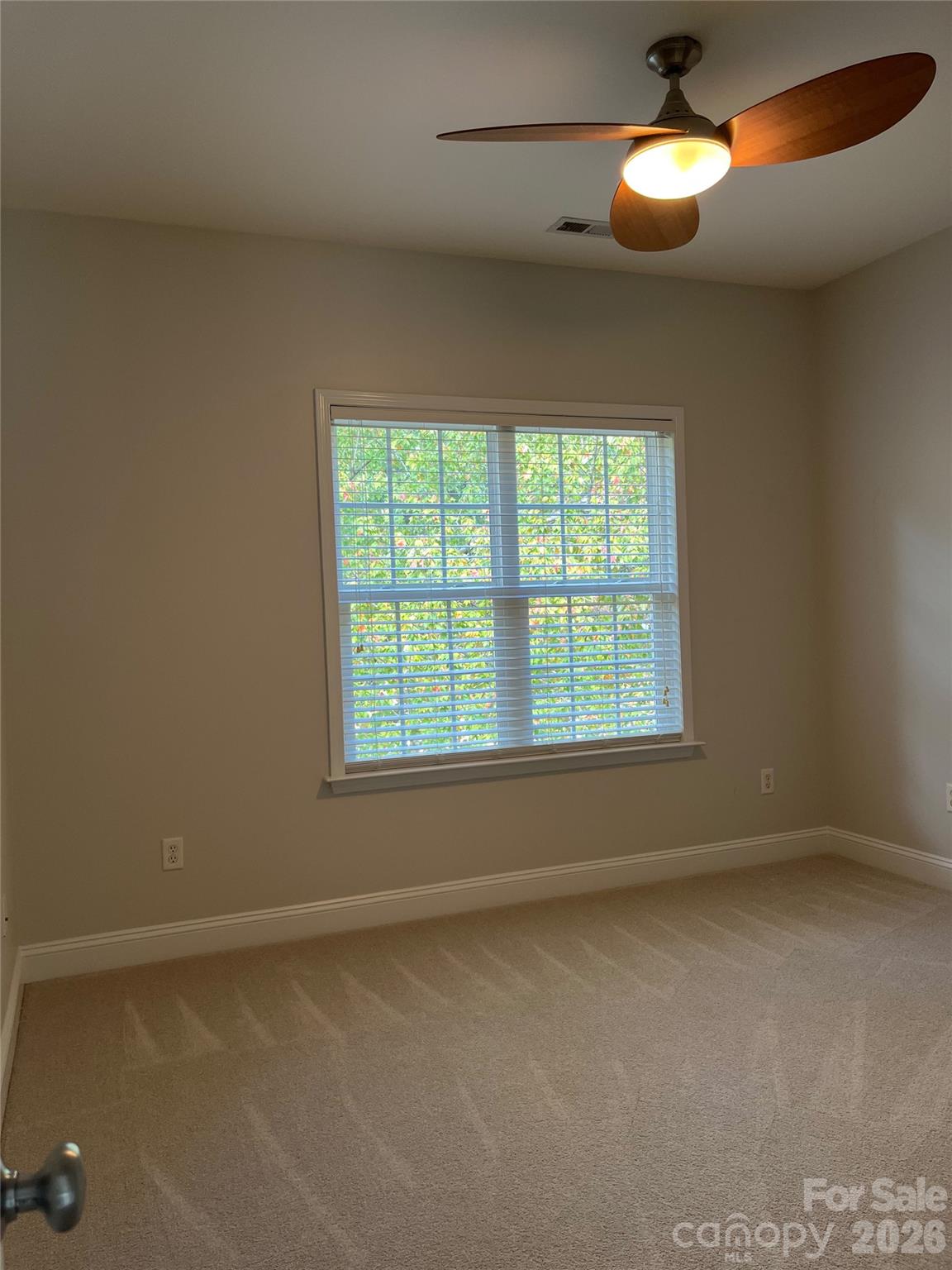 Single Family Residence at 14746 Greenpoint Lane, Huntersville, photo 15 of 39