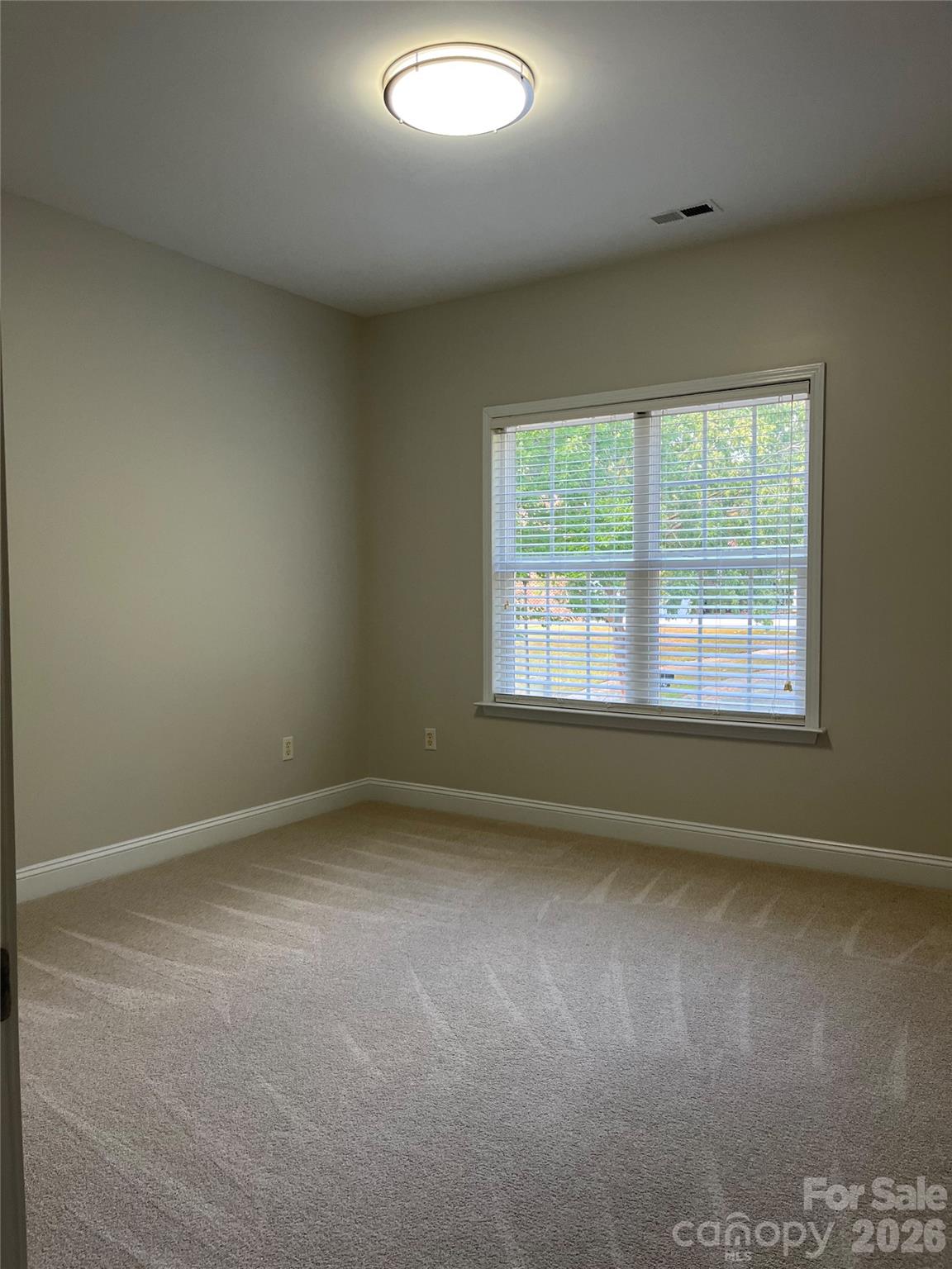 Single Family Residence at 14746 Greenpoint Lane, Huntersville, photo 17 of 39