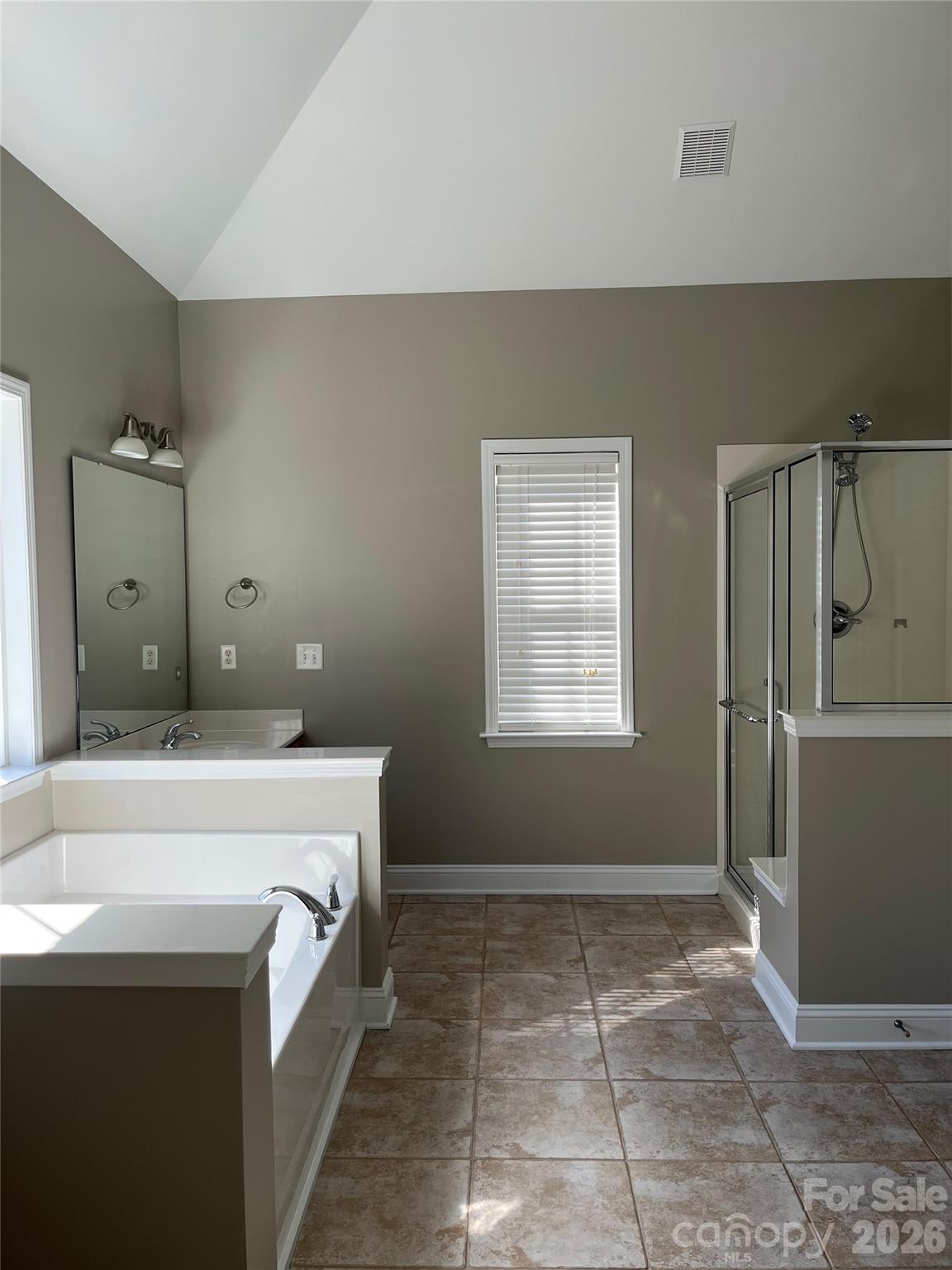Single Family Residence at 14746 Greenpoint Lane, Huntersville, photo 23 of 39