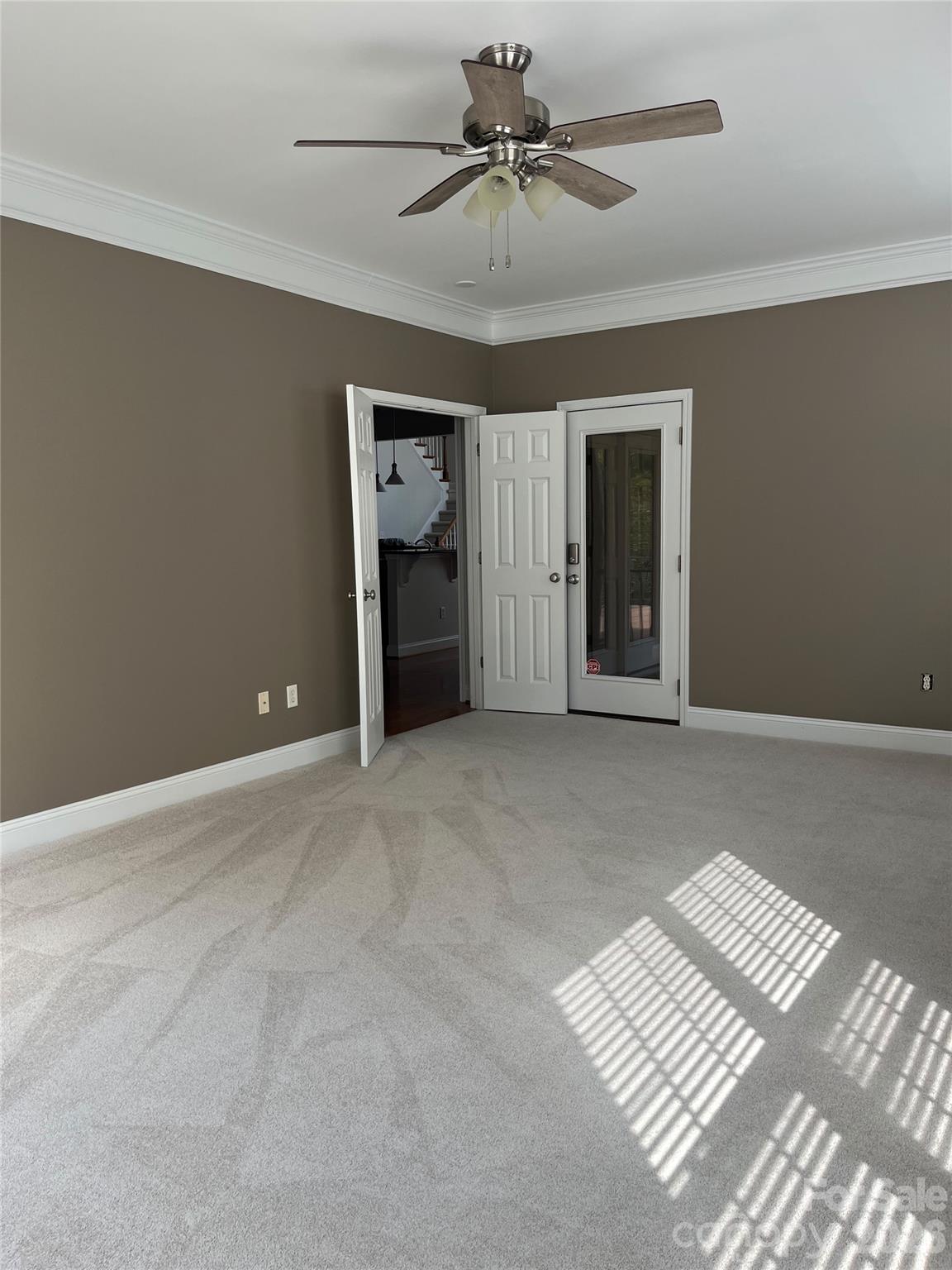 Single Family Residence at 14746 Greenpoint Lane, Huntersville, photo 24 of 39