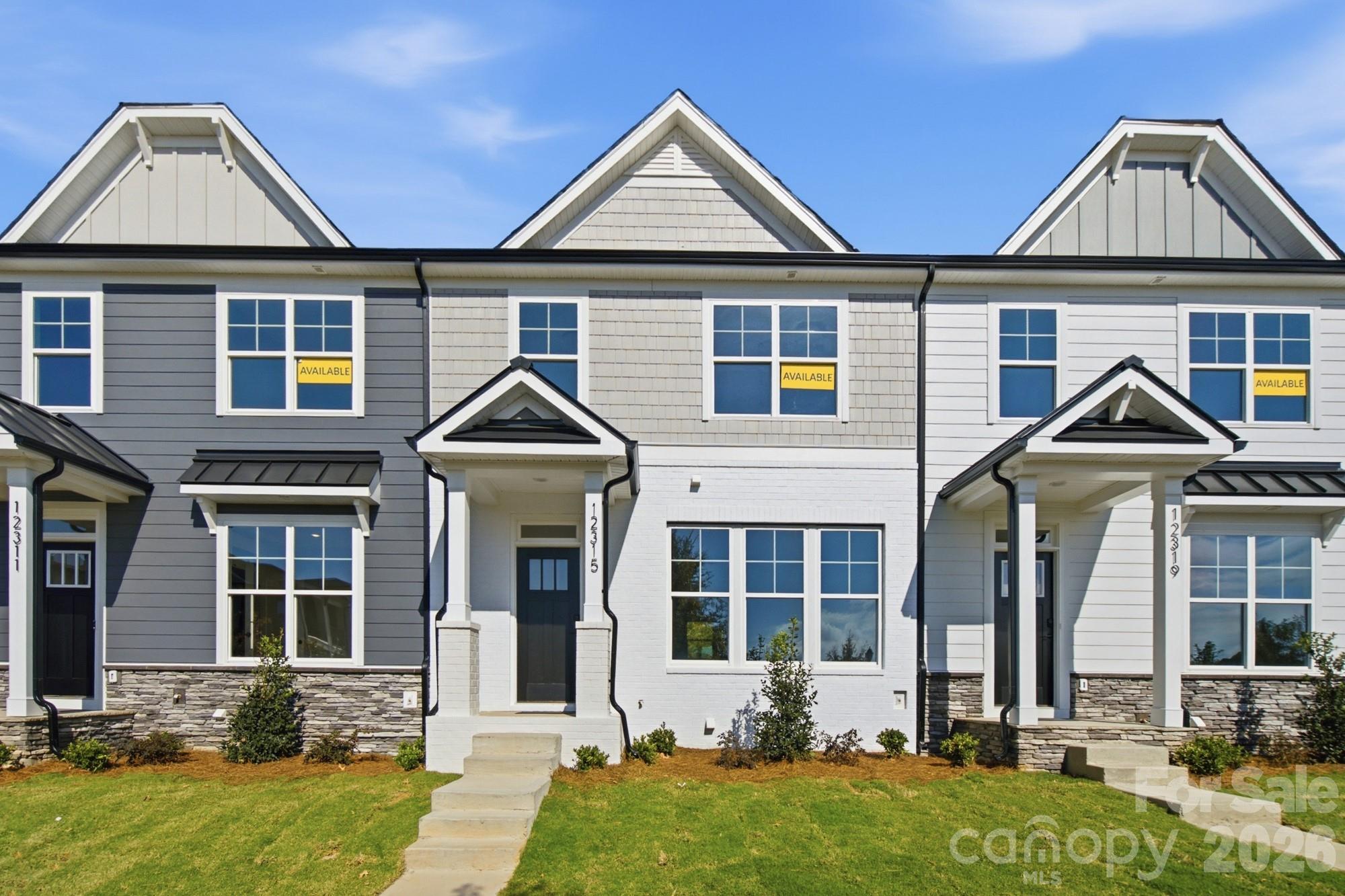 Homesite 23 features a Kensington J floorplan - 12315 Bryton Ridge Parkway, Huntersville