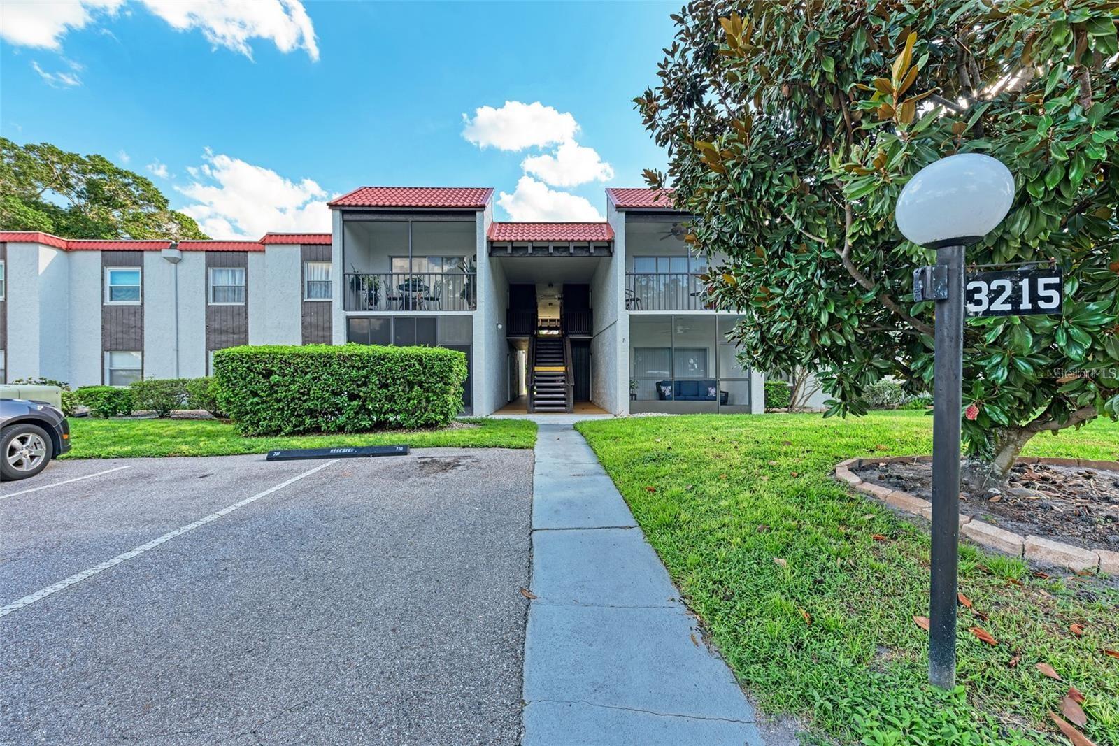 3215 BENEVA RD #202