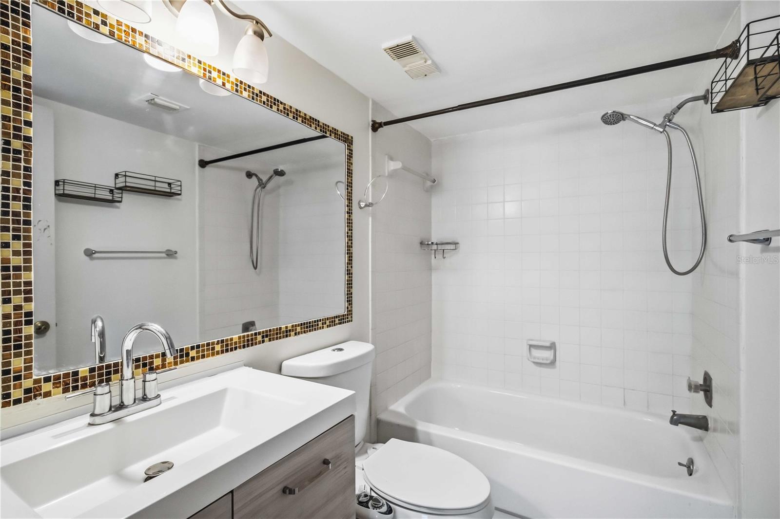 Condominium at 3215 BENEVA RD #202, SARASOTA, photo 18 of 38