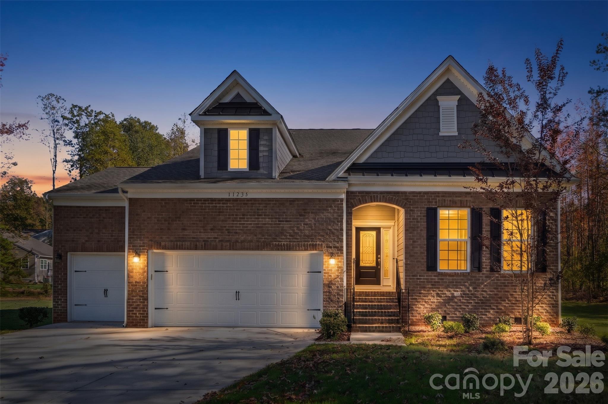 Single Family Residence at 11238 Dappled Light Trail, Mint Hill