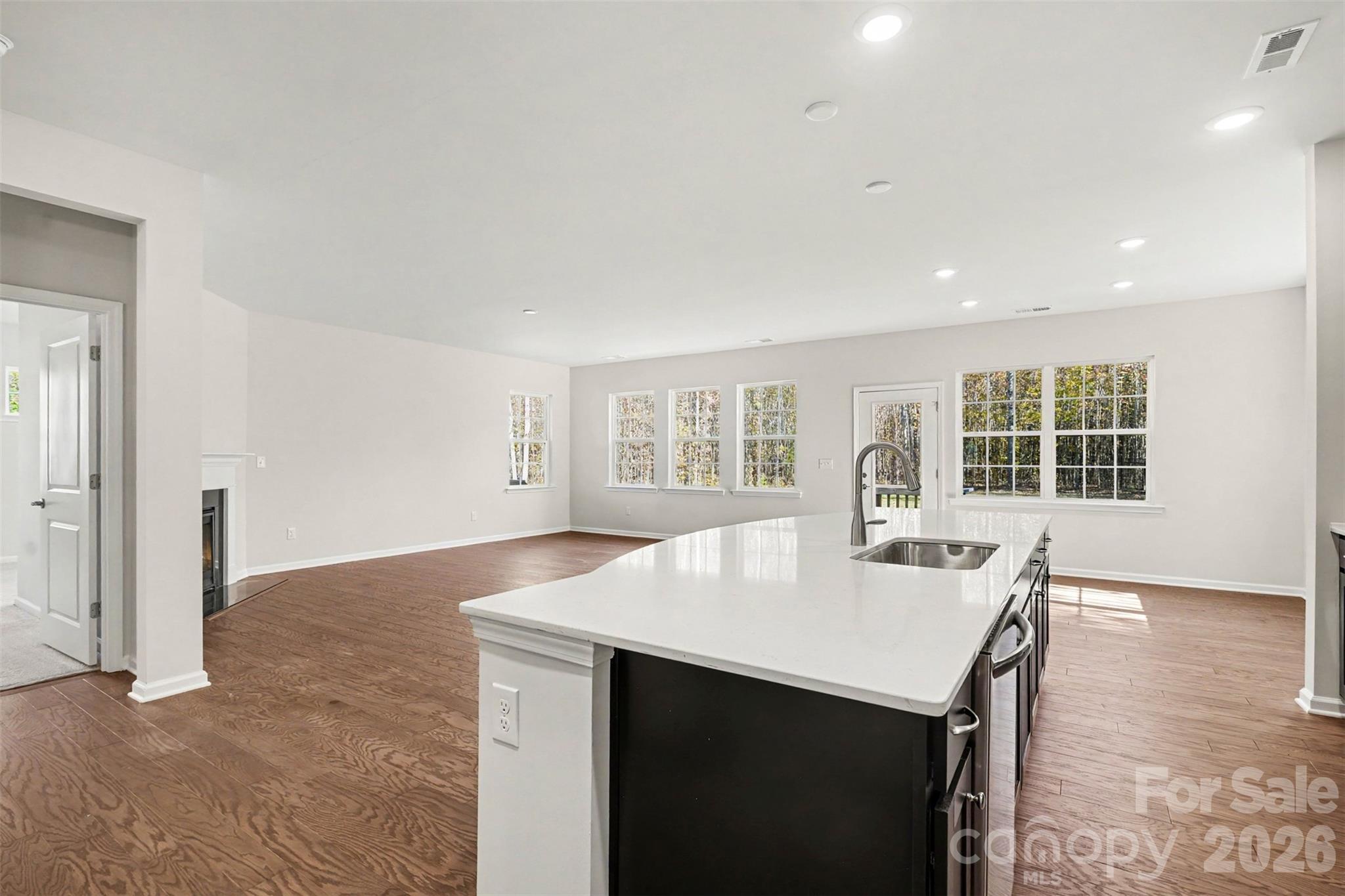Single Family Residence at 11238 Dappled Light Trail, Mint Hill, photo 19 of 28