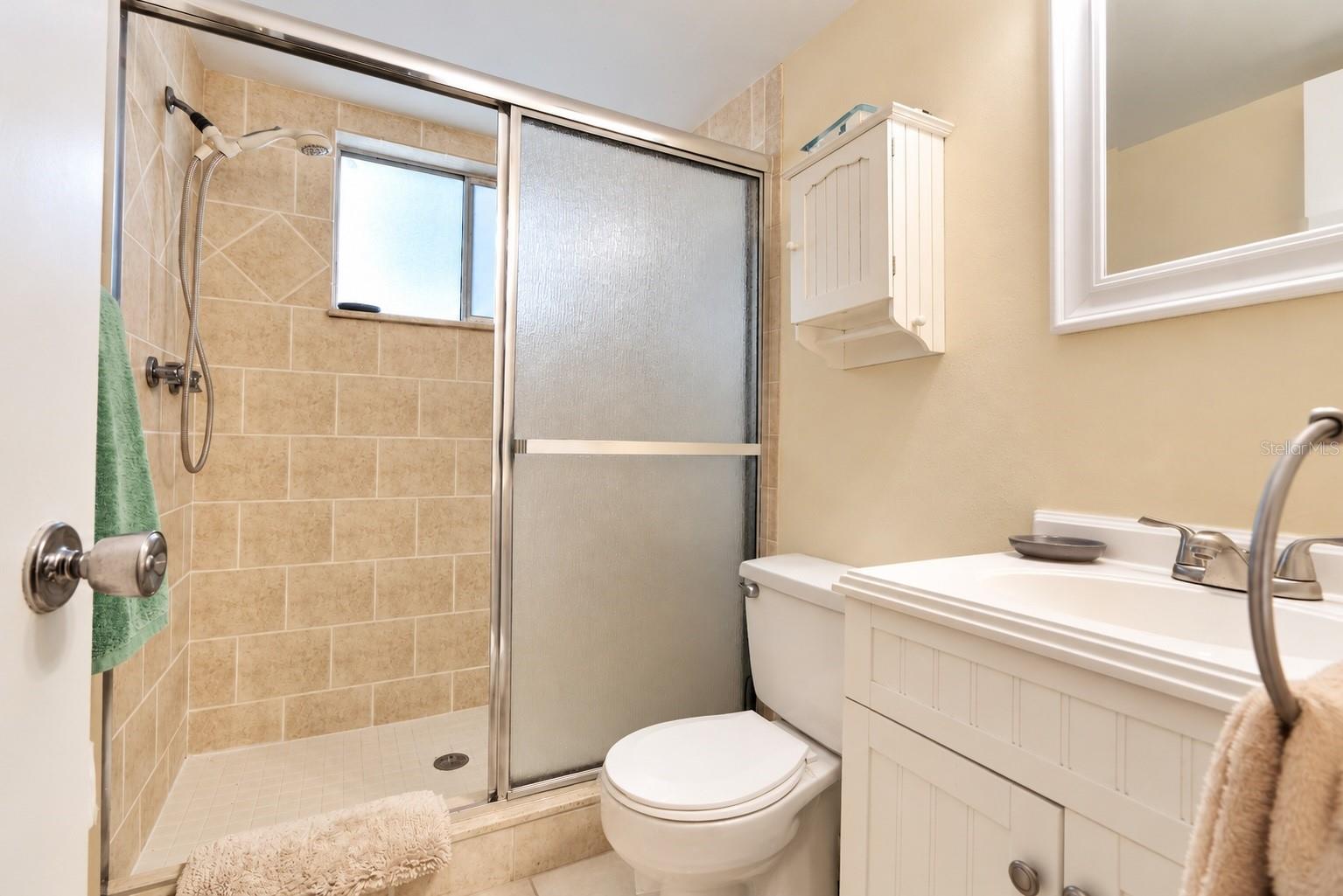 Condominium at 2013 SUNSET DR #E2, BRADENTON, photo 10 of 23