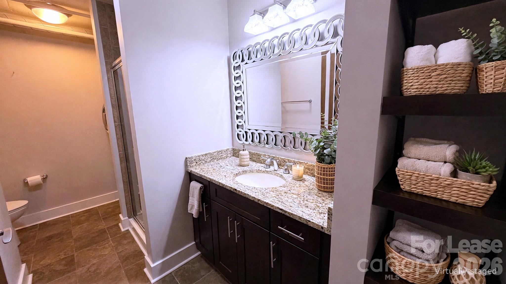 Condominium at 715 Graham Street, Charlotte, photo 9 of 10