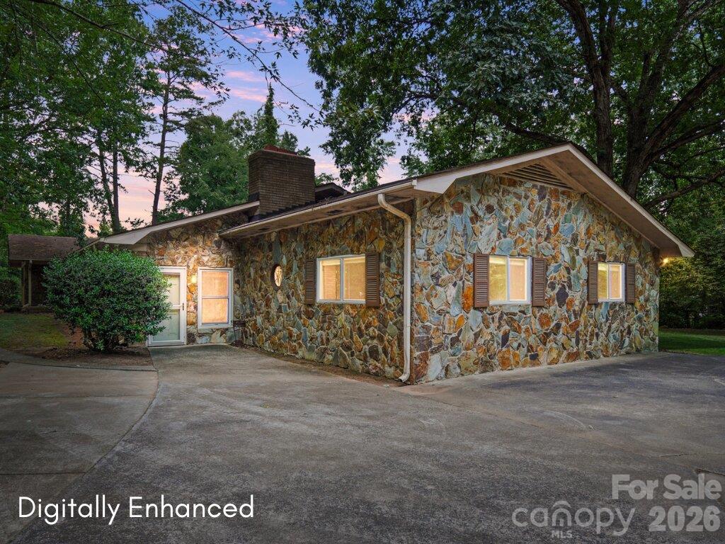 Single Family Residence at 1580 Pinewood Avenue, Lancaster, photo 2 of 38