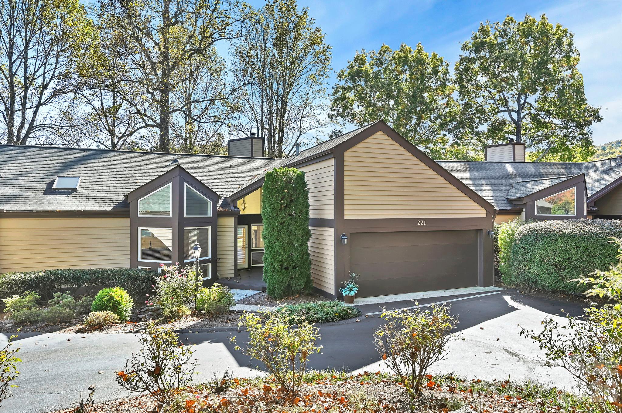 Condominium at 221 Winding Meadows Drive, Flat Rock, photo 2 of 46