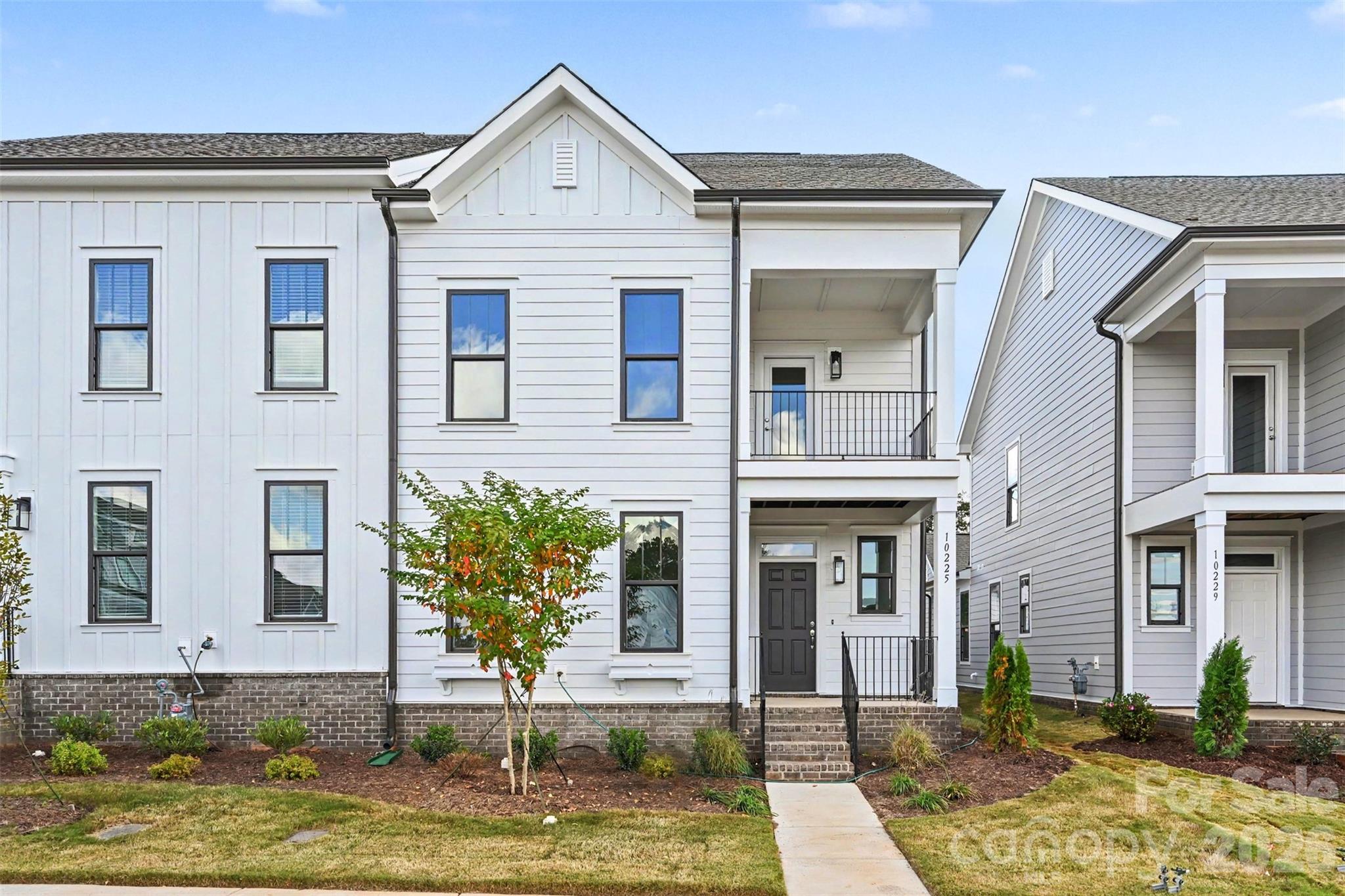 Porch over Porch Design - 10225 Rainier Trail Drive NW, Huntersville