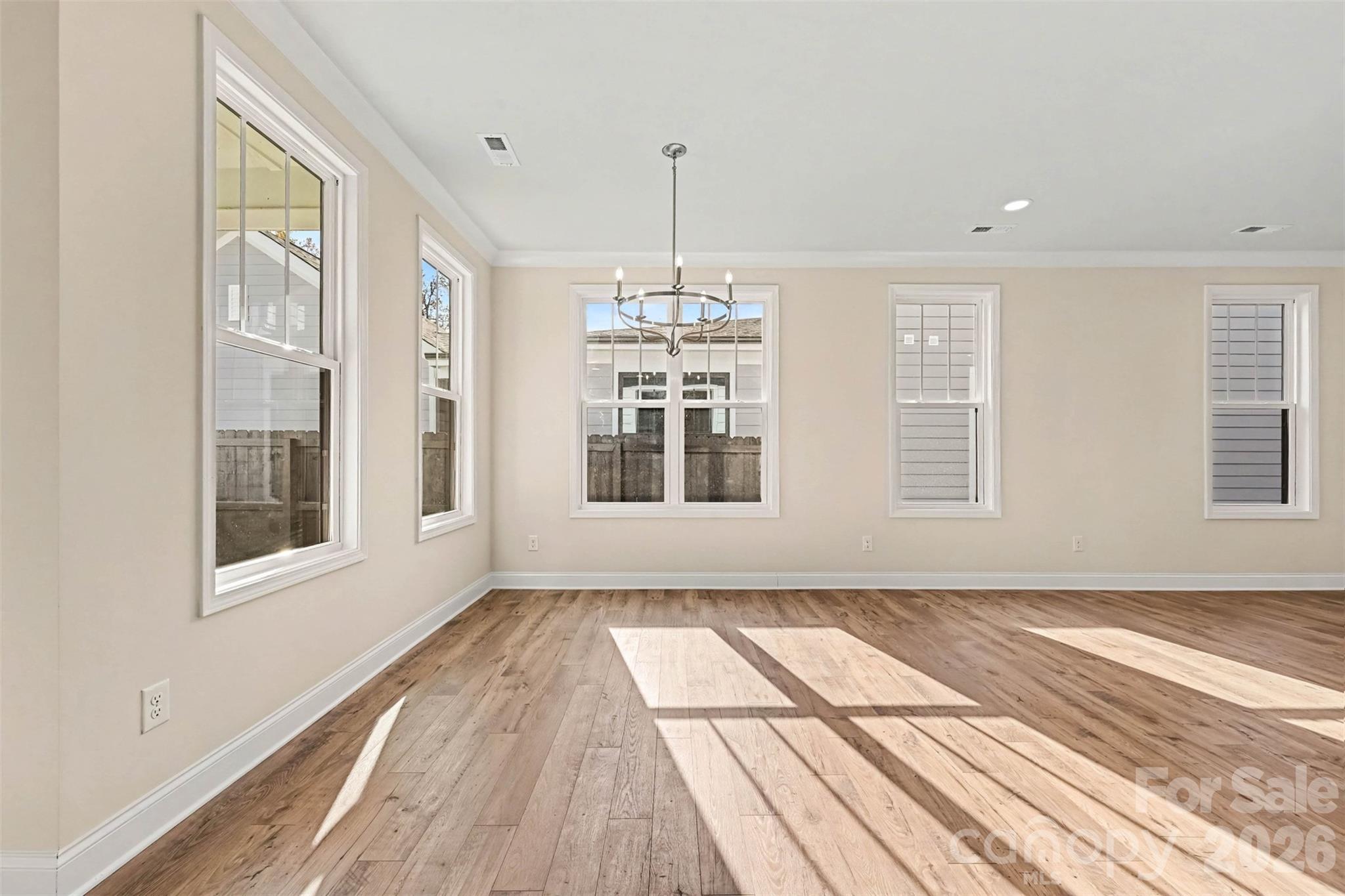Dining - 10225 Rainier Trail Drive NW, Huntersville