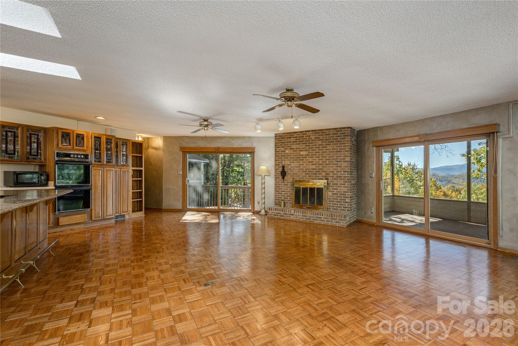 Main level living - 20 Wild Cherry Drive, Mills River