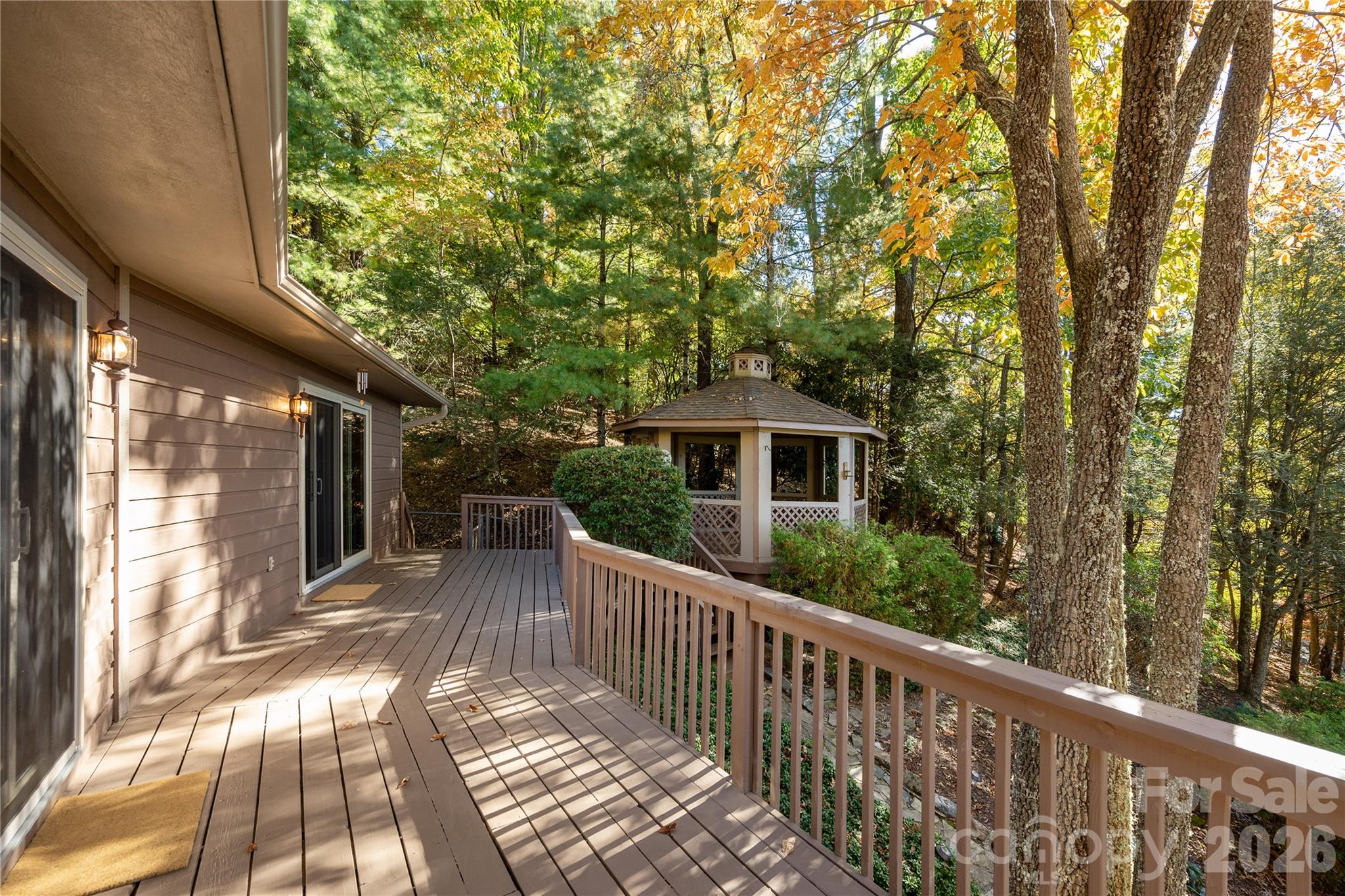 Walkway to private Gazebo - 20 Wild Cherry Drive, Mills River