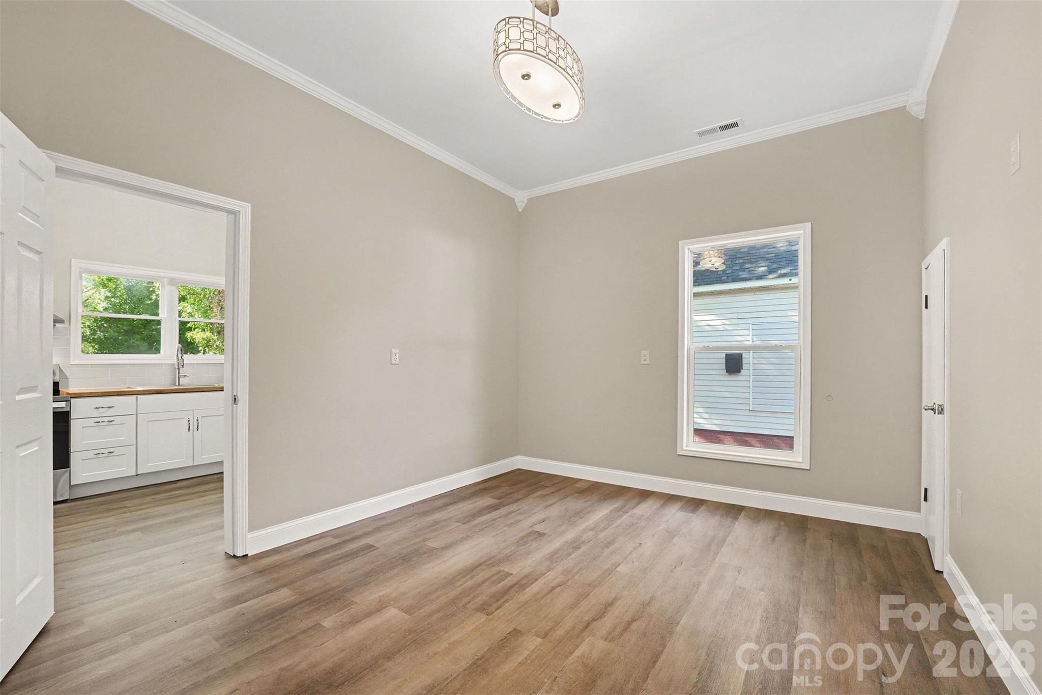 Single Family Residence at 517 Western Avenue, Statesville, photo 6 of 28