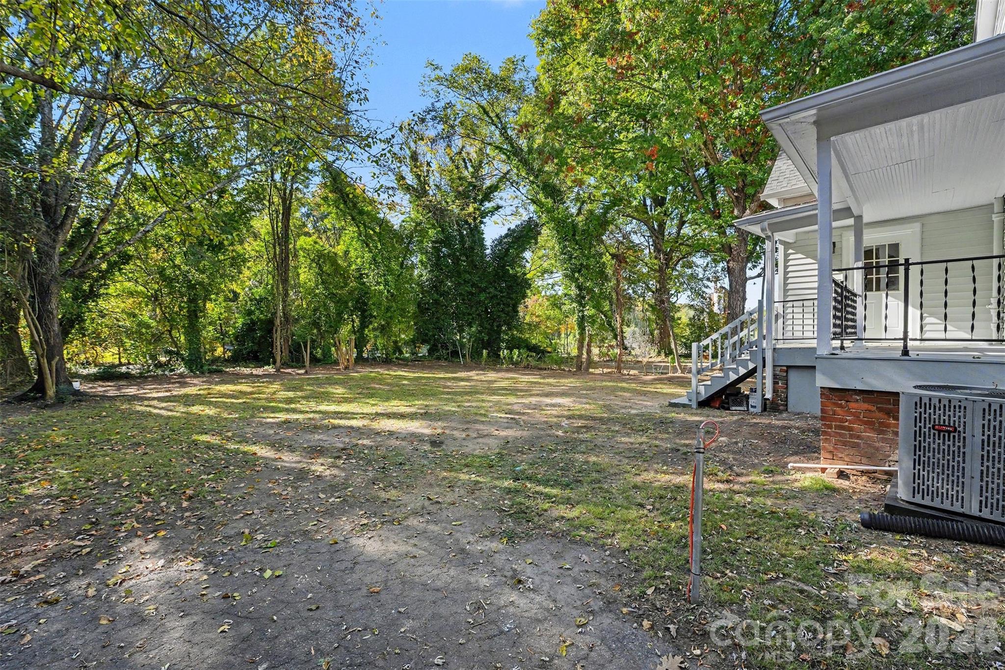 Single Family Residence at 517 Western Avenue, Statesville, photo 23 of 28