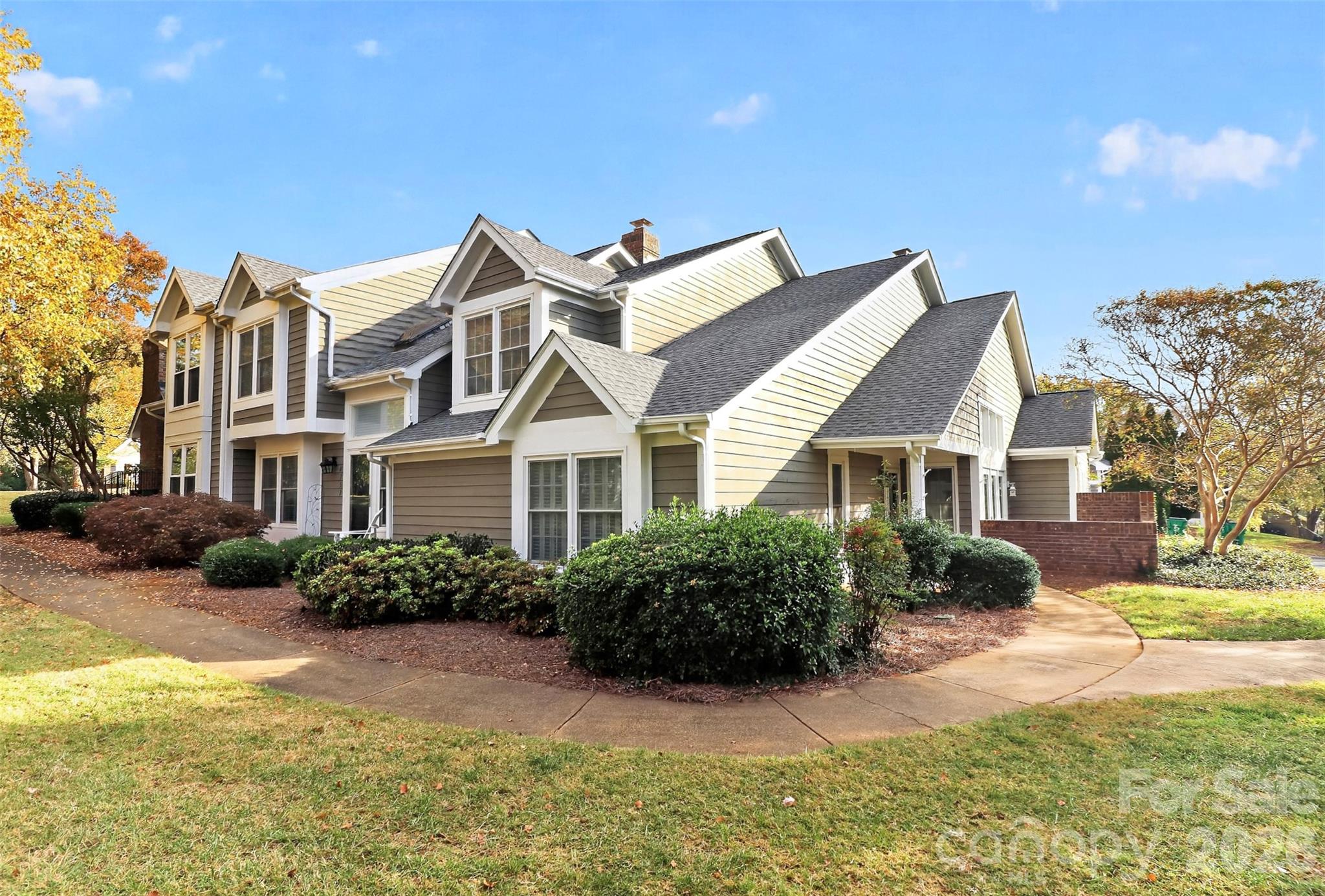 Condominium at 8254 Tradd Court, Charlotte, photo 46 of 49