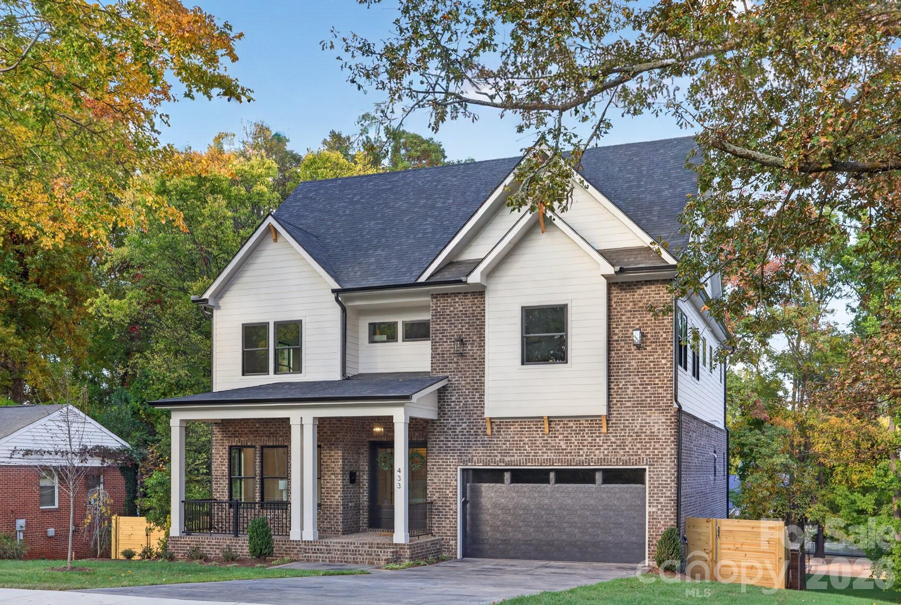 Single Family Residence at 433 Hollis Road, Charlotte, photo 3 of 47
