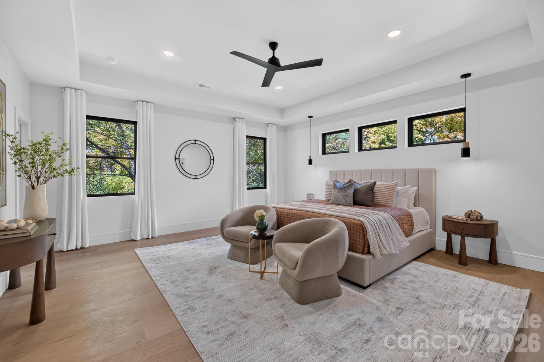 Single Family Residence at 433 Hollis Road, Charlotte, photo 16 of 47
