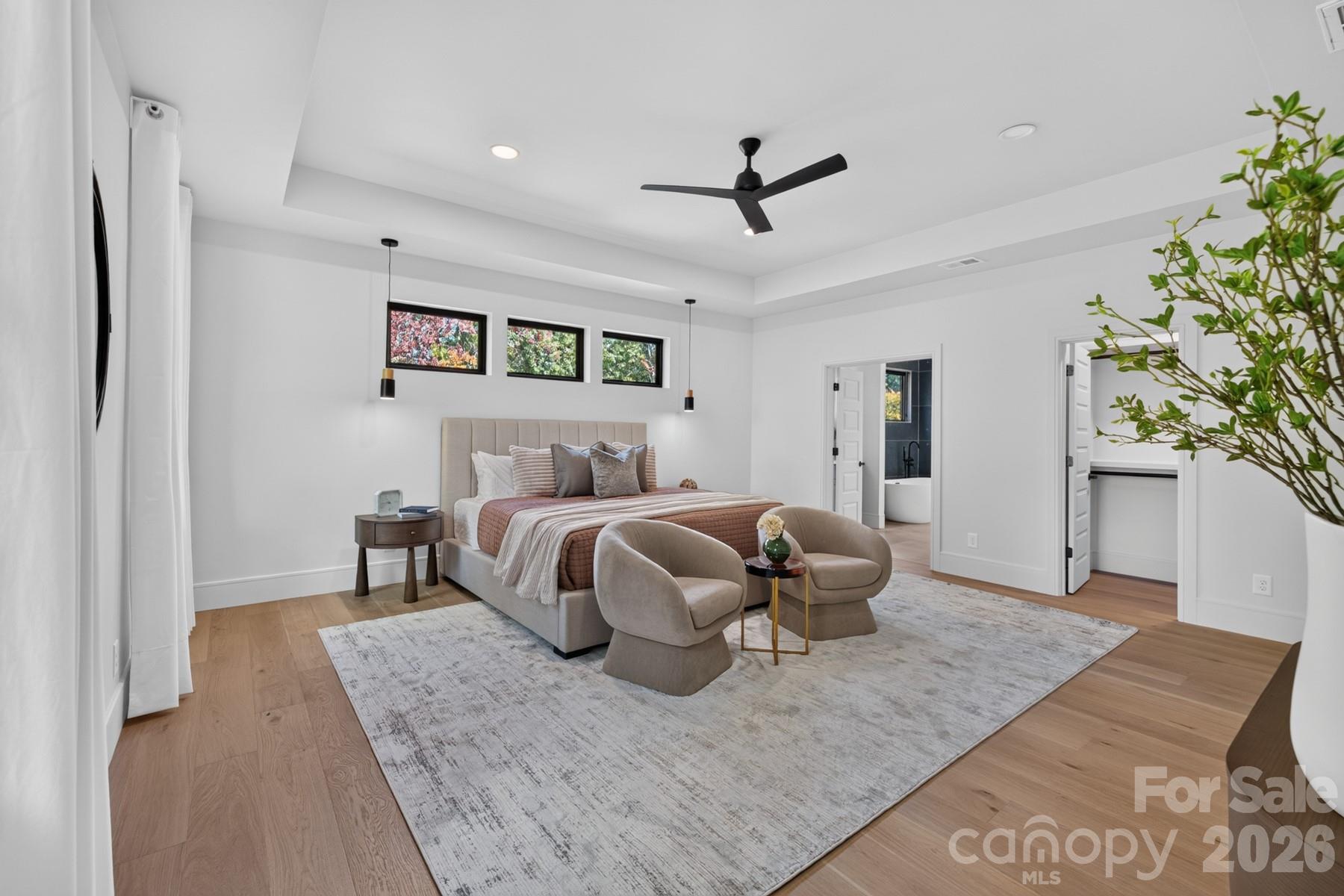 Single Family Residence at 433 Hollis Road, Charlotte, photo 17 of 47