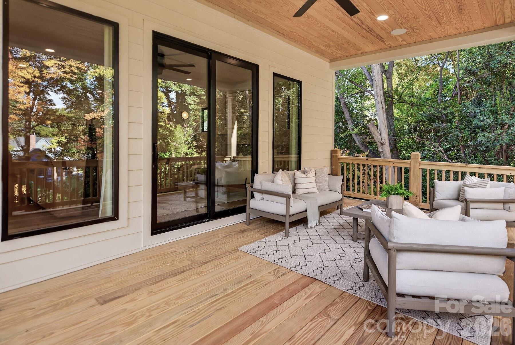 Single Family Residence at 433 Hollis Road, Charlotte, photo 40 of 47