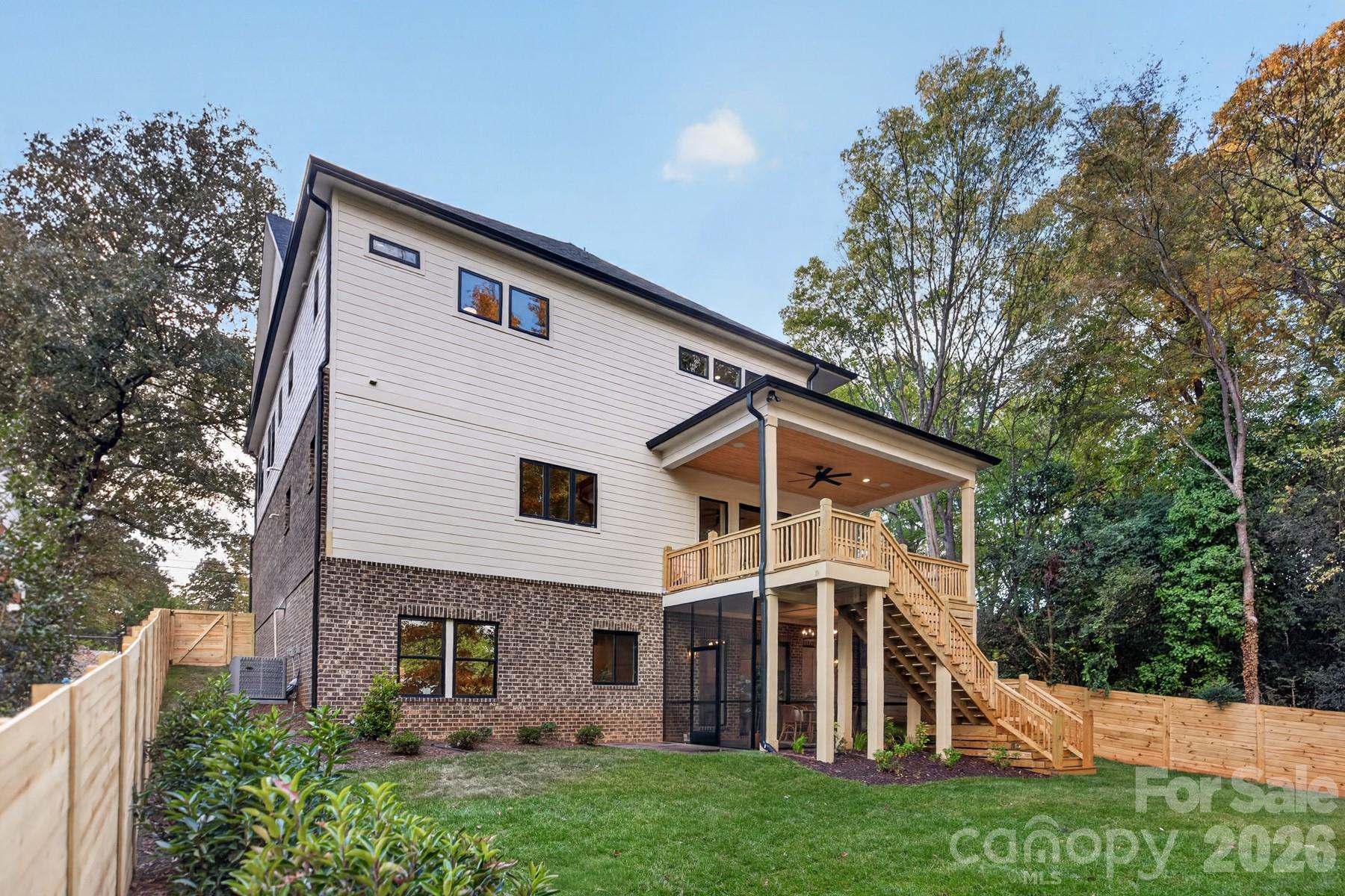 Single Family Residence at 433 Hollis Road, Charlotte, photo 42 of 47