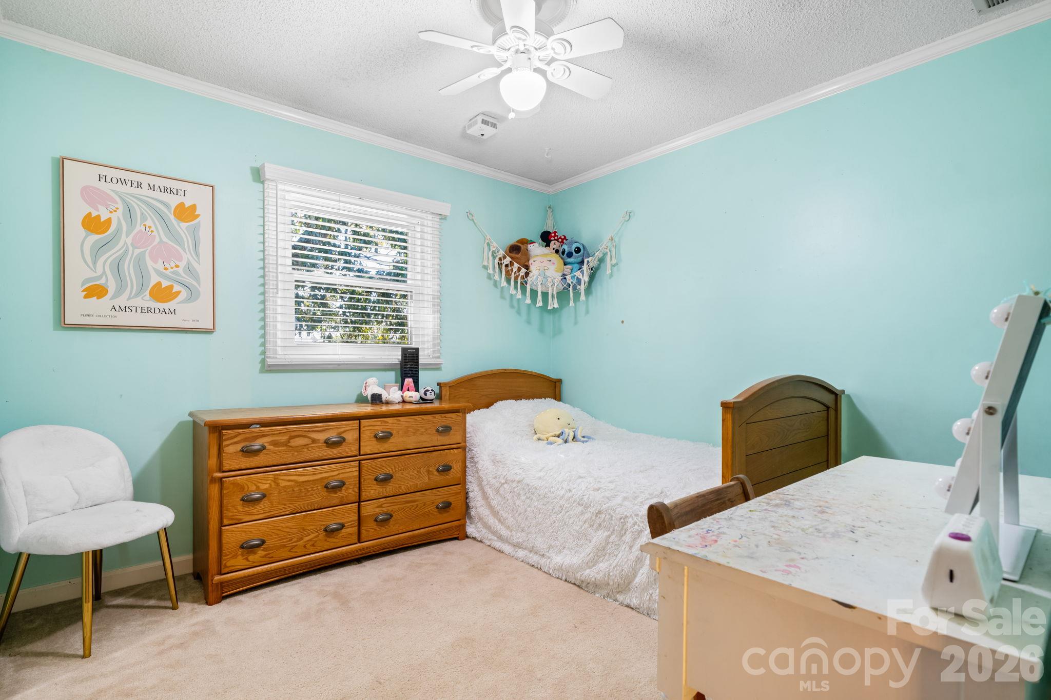 Single Family Residence at 4056 Shadowood Lane, Hickory, photo 31 of 48