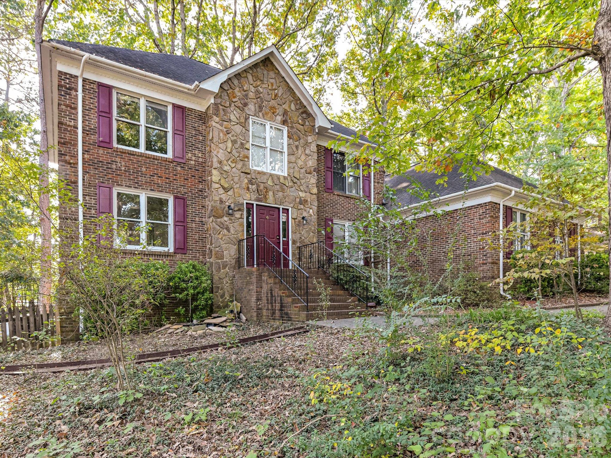 Single Family Residence at 2512 King Arthur Drive, Monroe, photo 3 of 46