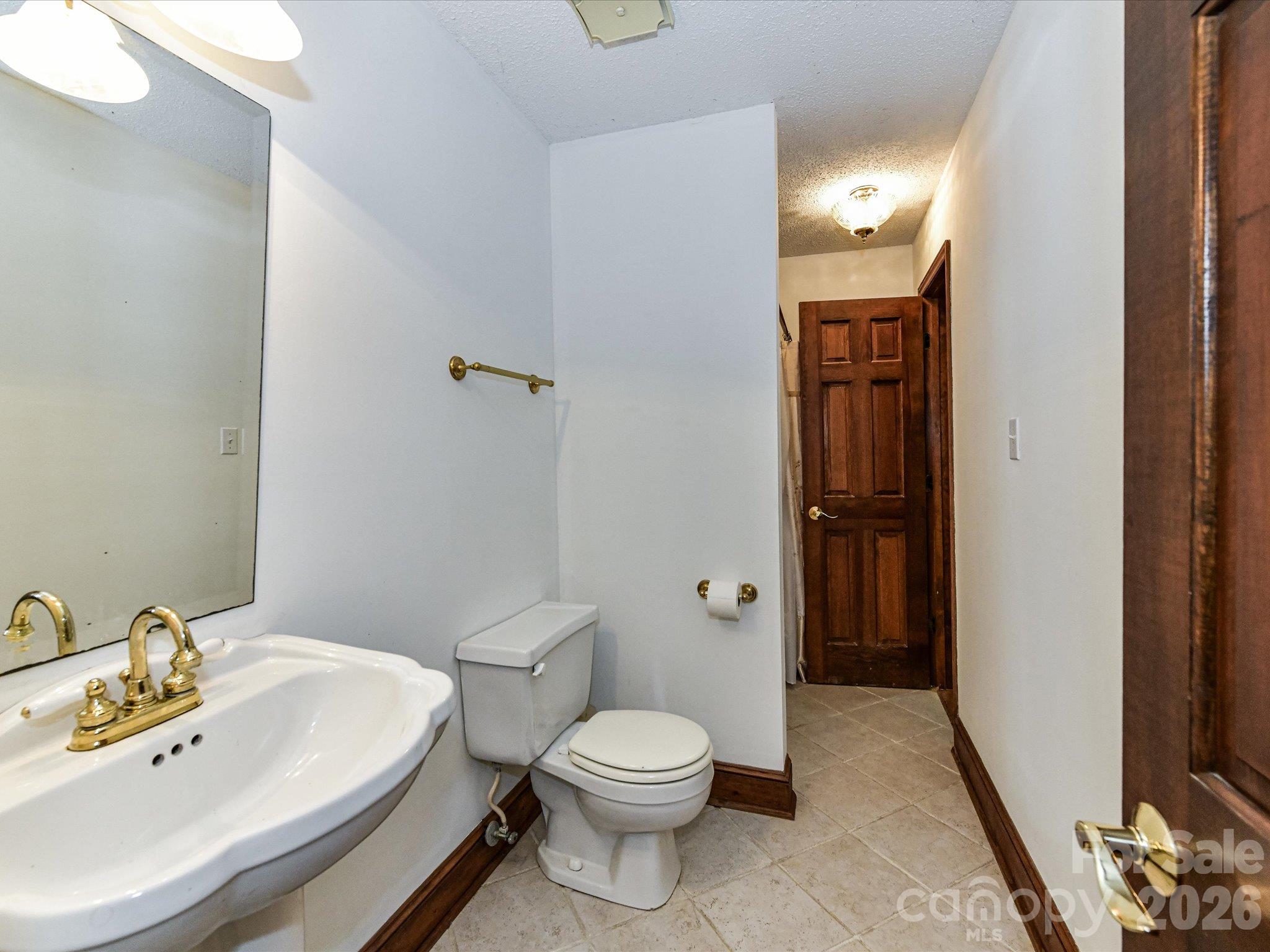 Single Family Residence at 2512 King Arthur Drive, Monroe, photo 18 of 46