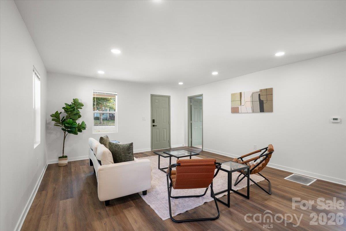 Single Family Residence at 2428 Booker Avenue, Charlotte, photo 11 of 38