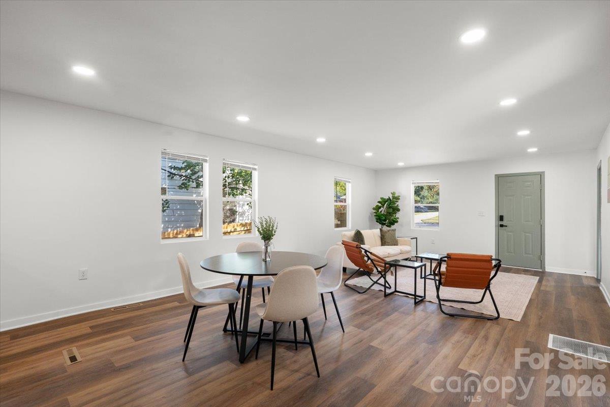 Single Family Residence at 2428 Booker Avenue, Charlotte, photo 14 of 38