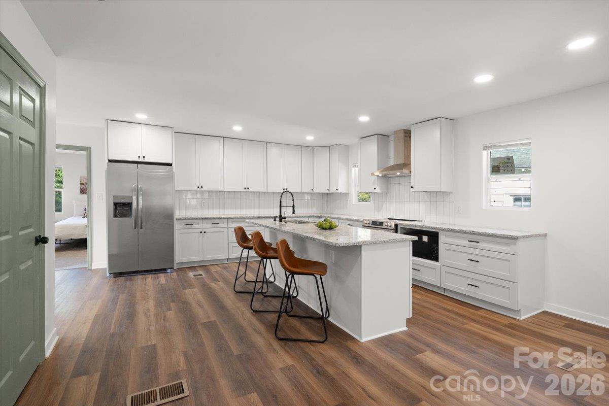 Single Family Residence at 2428 Booker Avenue, Charlotte, photo 20 of 38