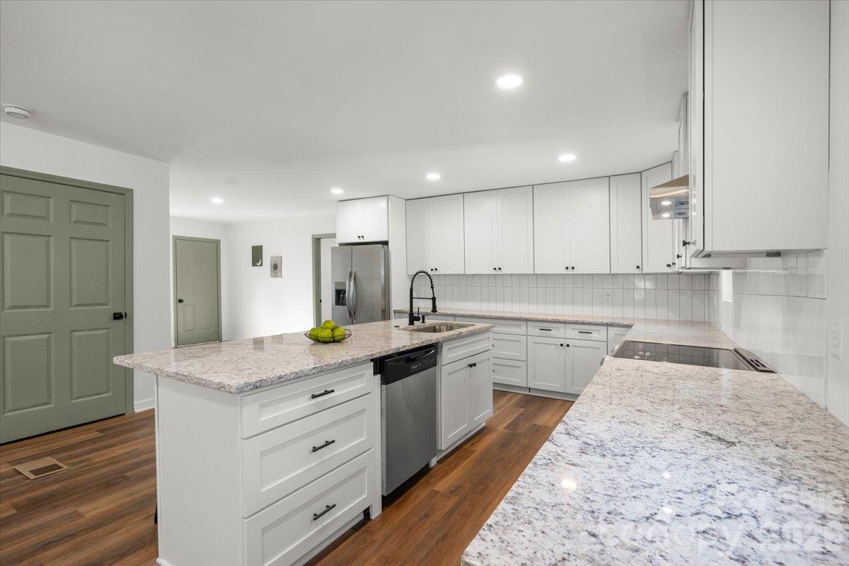 Single Family Residence at 2428 Booker Avenue, Charlotte, photo 22 of 38