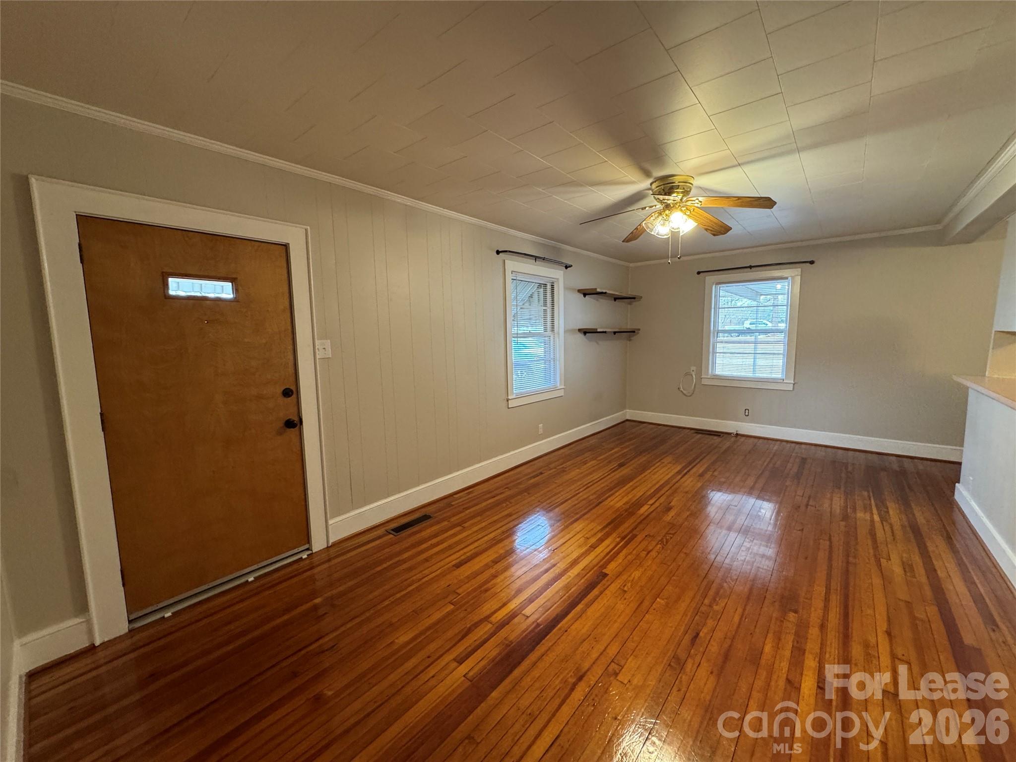 Single Family Residence at 9019 Reames Road, Charlotte, photo 2 of 7