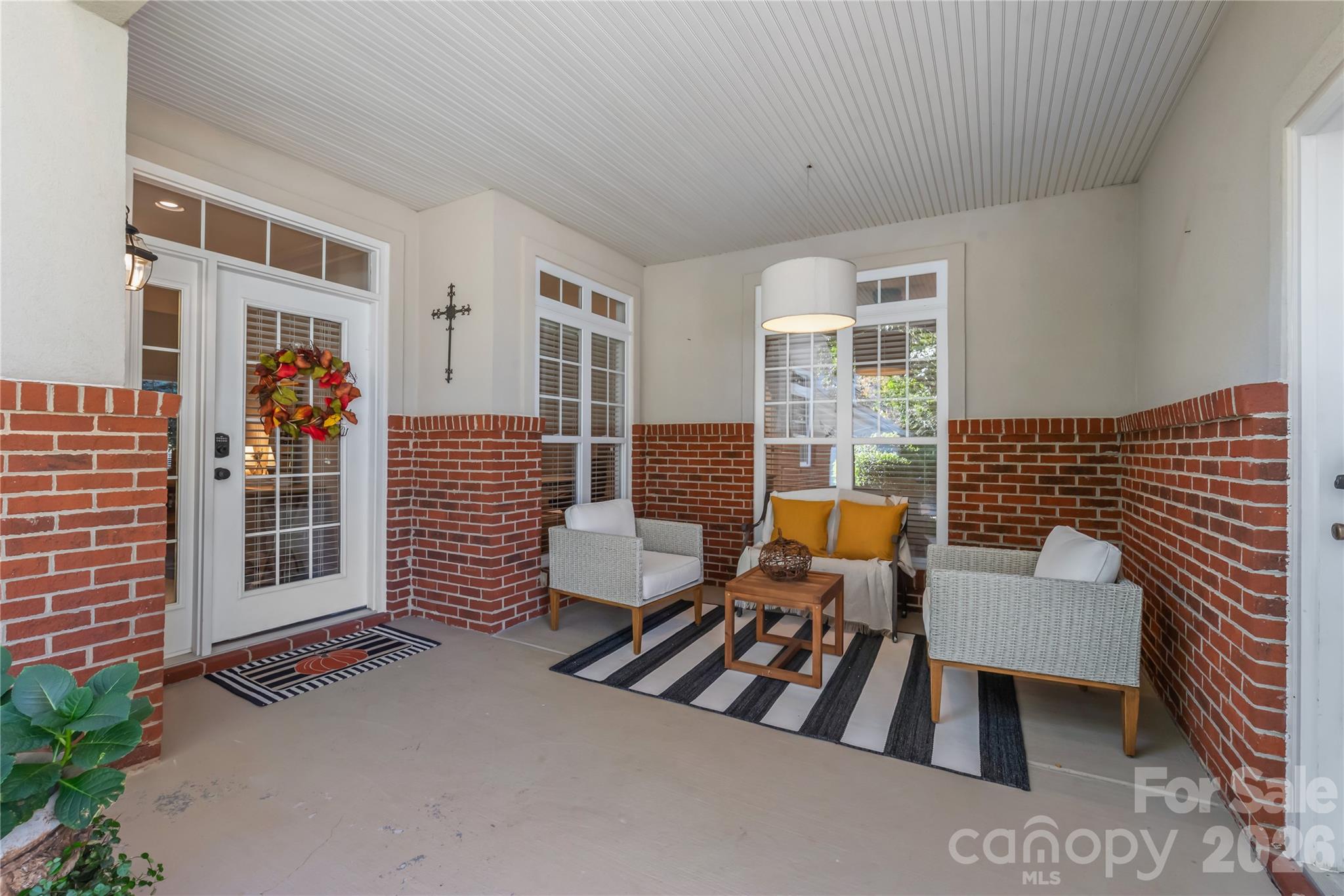 Oversized front covered patio - 8833 Legacy Lake Lane, Charlotte