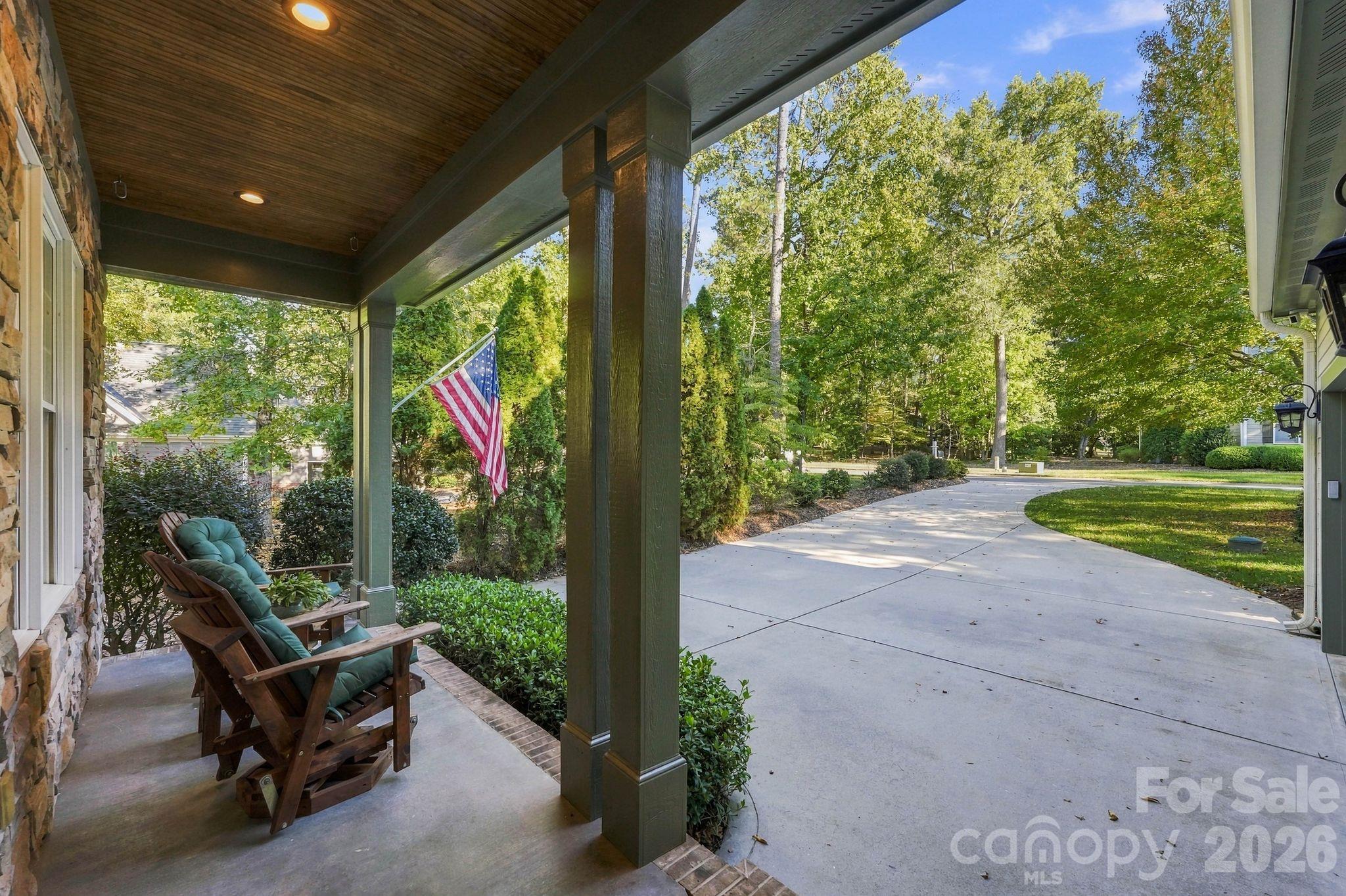 Single Family Residence at 347 Millingport Lane, New London, photo 8 of 47