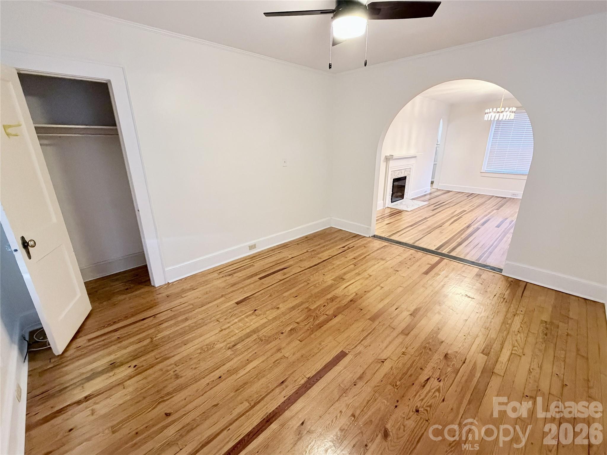 Single Family Residence at 702 McKnight Street, Belmont, photo 11 of 20
