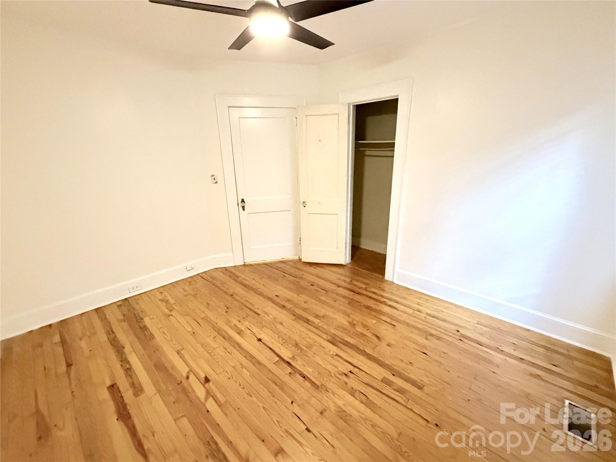 Single Family Residence at 702 McKnight Street, Belmont, photo 13 of 20