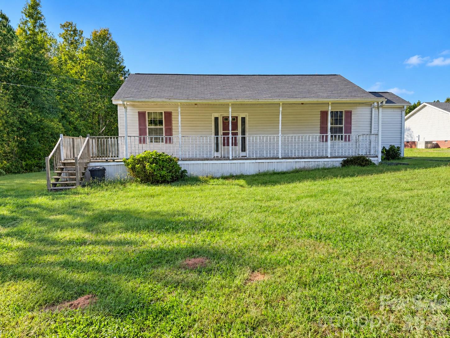 1647 Old Pinckney Road