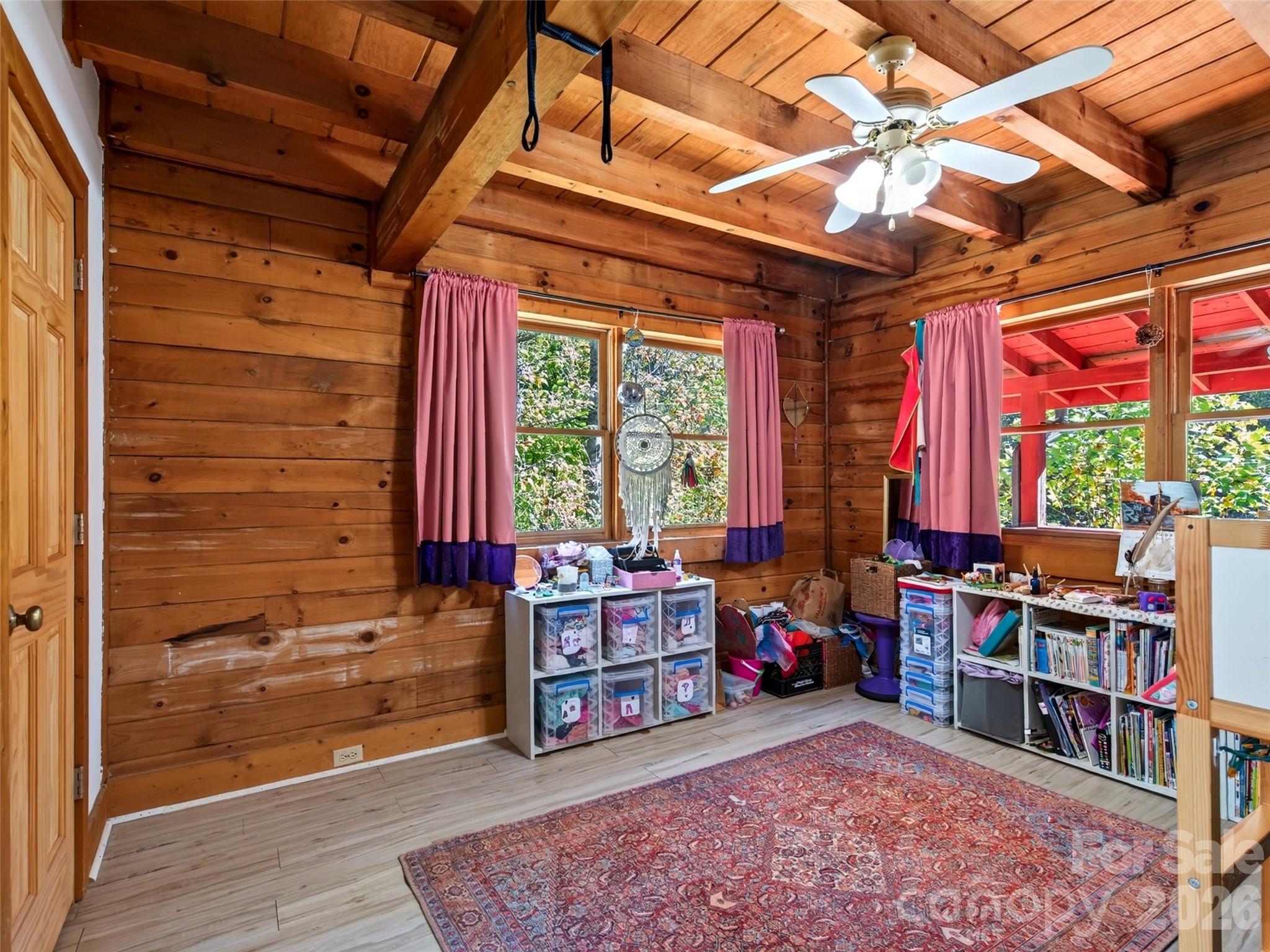 Main level primary bedroom - 335 Moody Cove Road, Weaverville