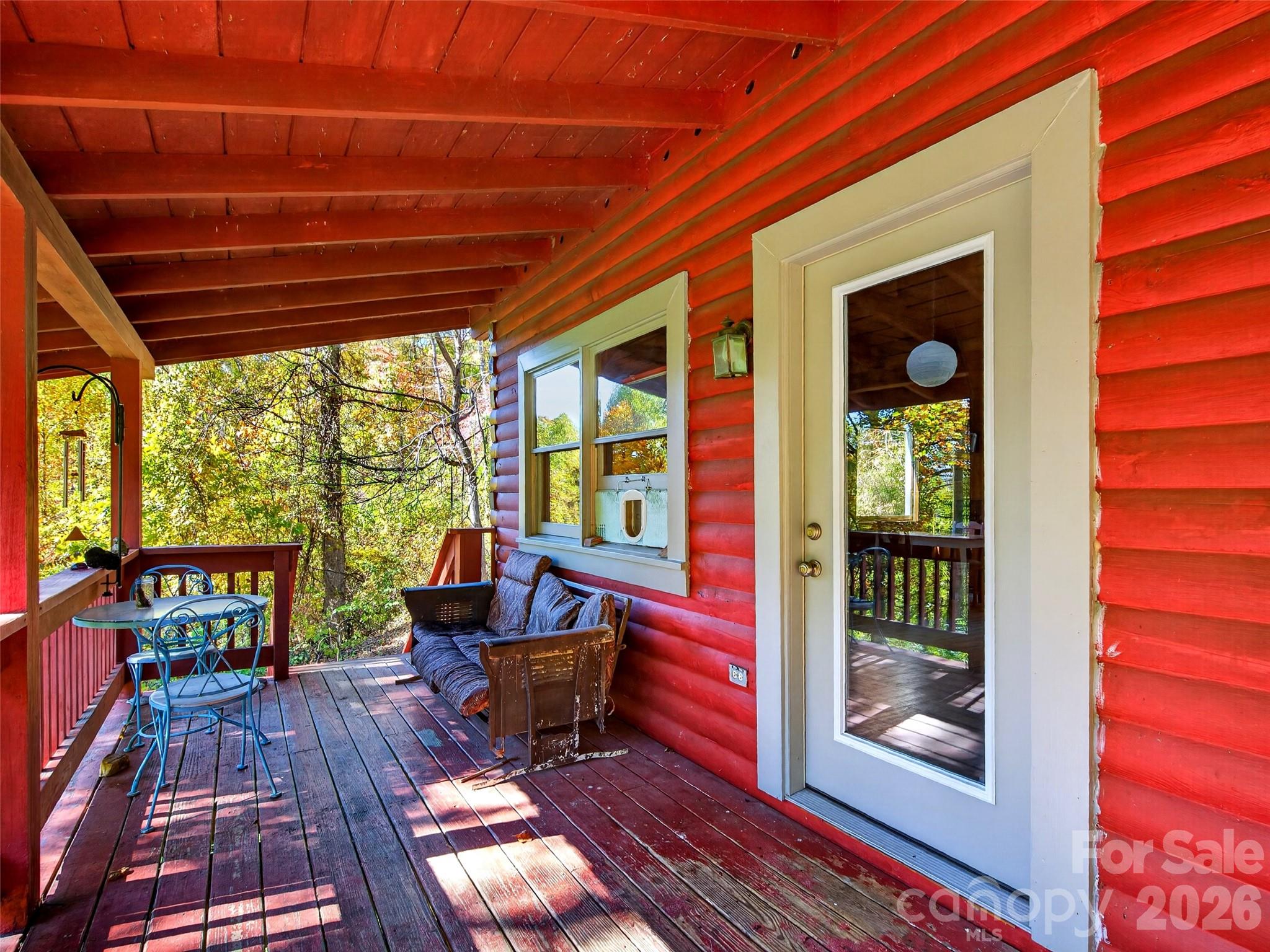 Covered back deck - 335 Moody Cove Road, Weaverville
