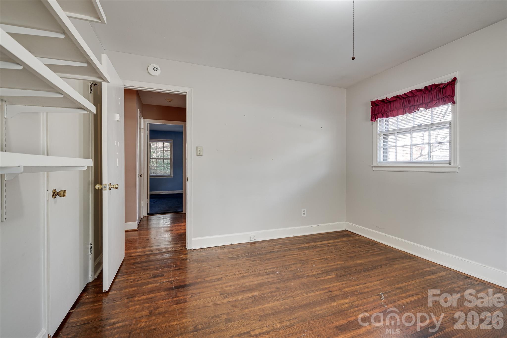 Single Family Residence at 6730 Brookcrest Drive, Charlotte, photo 19 of 29