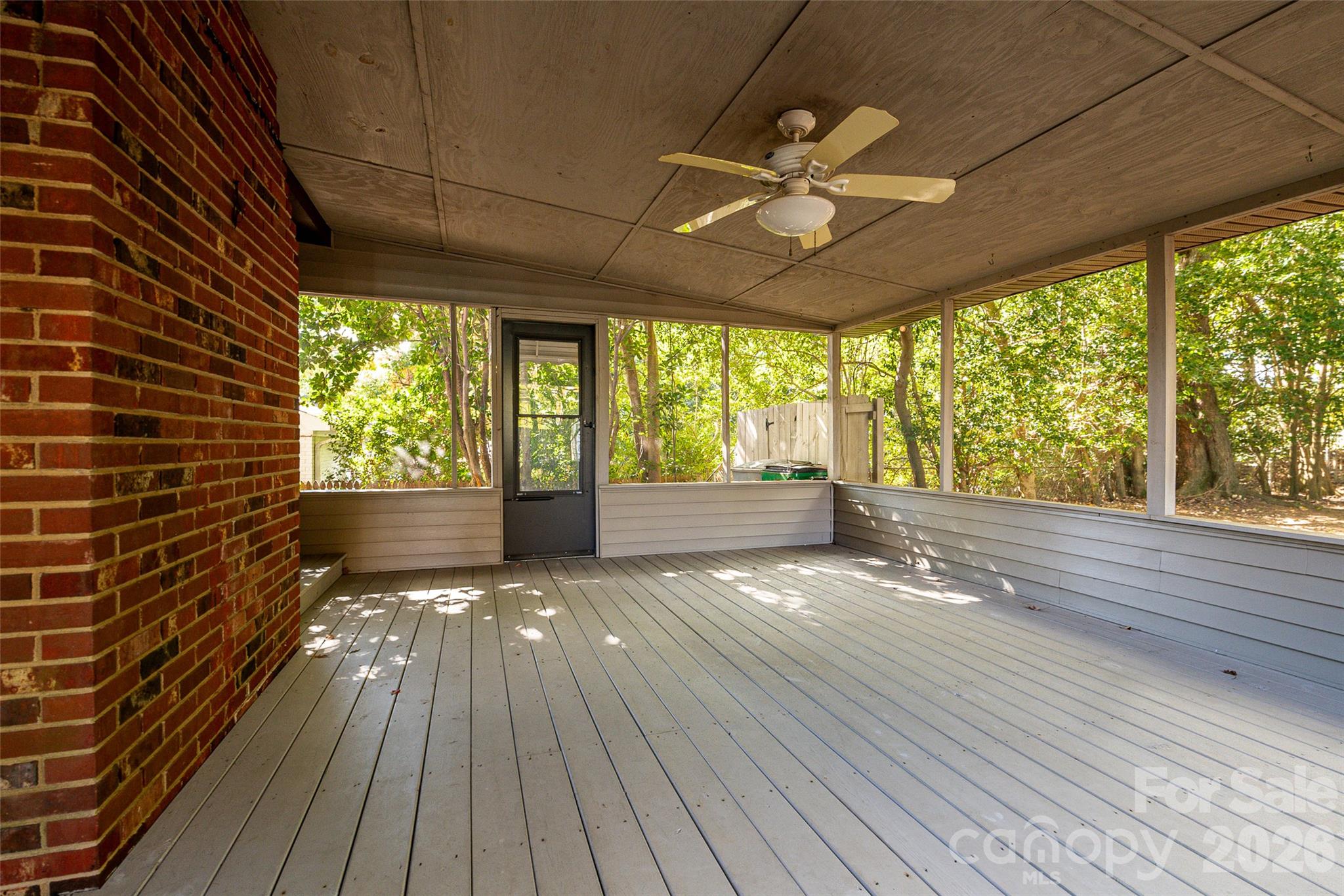 Single Family Residence at 6730 Brookcrest Drive, Charlotte, photo 25 of 29