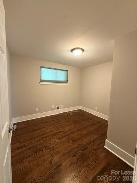 Single Family Residence at 2841 20th Street NE, Hickory, photo 4 of 18
