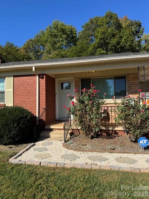 Single Family Residence at 2841 20th Street NE, Hickory, photo 17 of 18