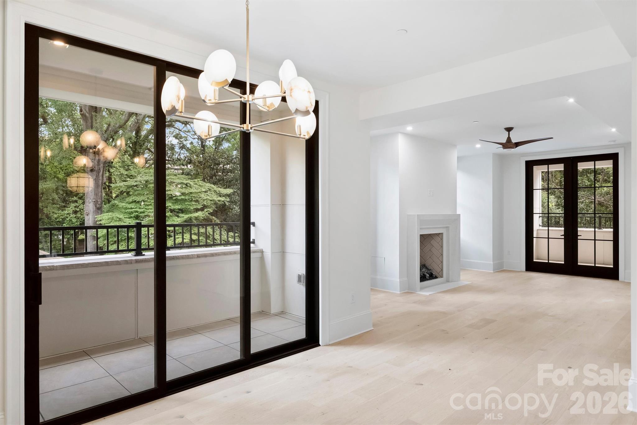 Condominium at 409 Queens Road, Charlotte, photo 14 of 48