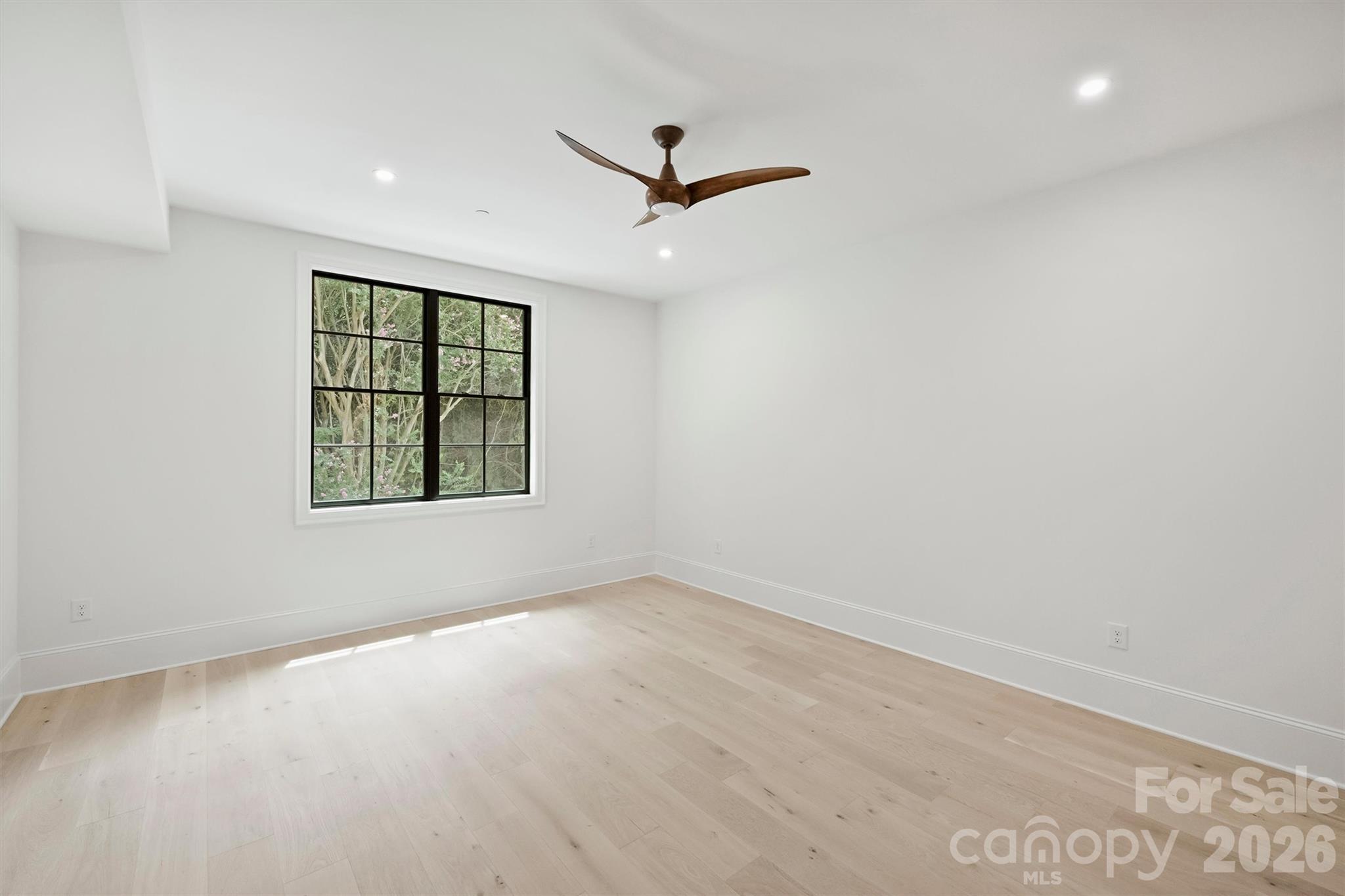 Condominium at 409 Queens Road, Charlotte, photo 23 of 48