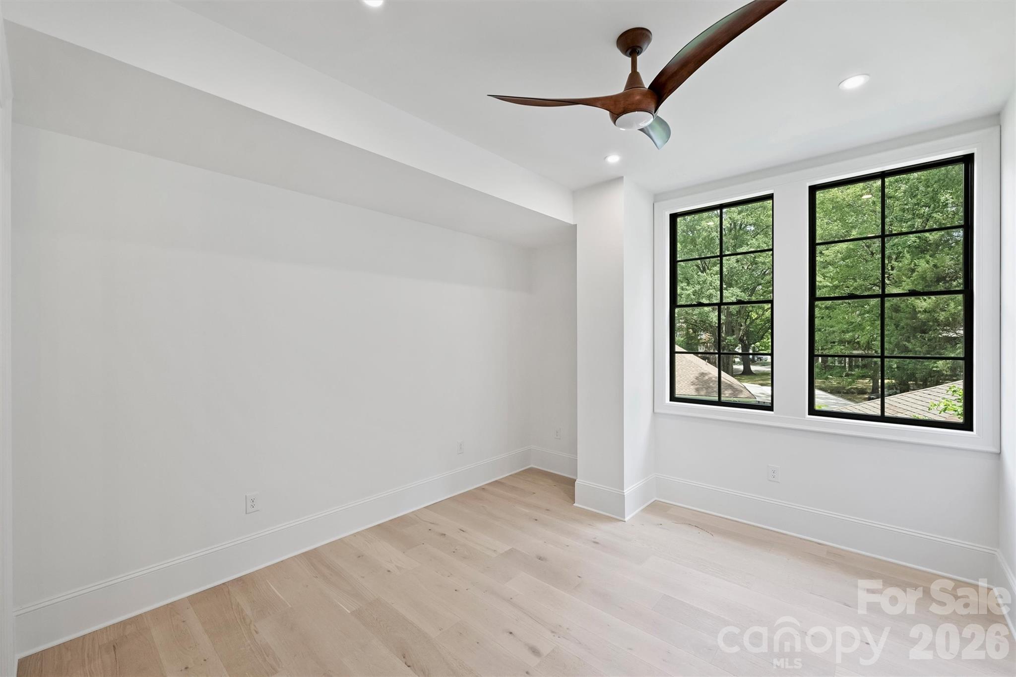 Condominium at 409 Queens Road, Charlotte, photo 32 of 48